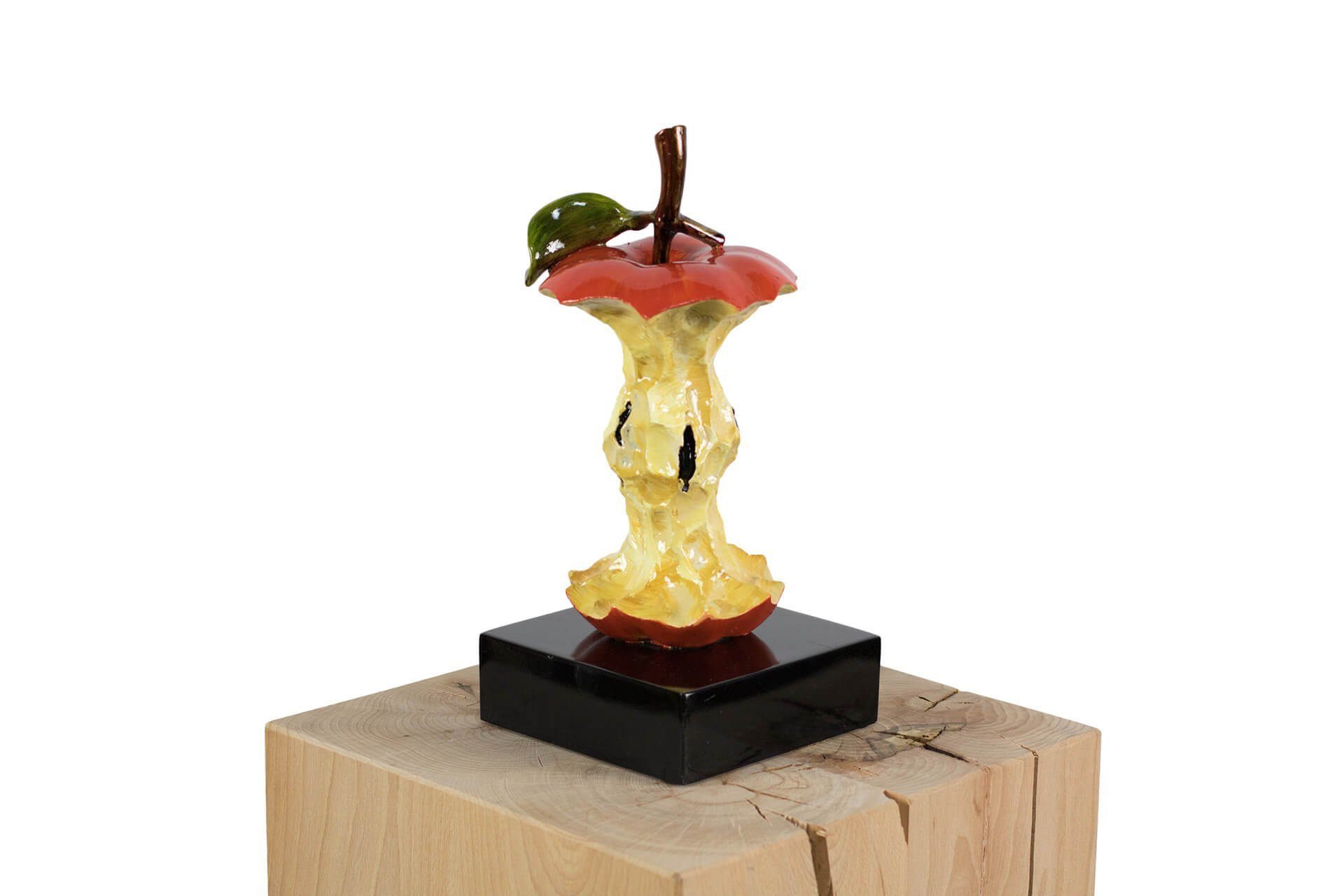 KUNSTLOFT 15x30x15 Paradiesfrucht Kunststein handgefertigte Figur cm, Dekofigur Verbotene aus