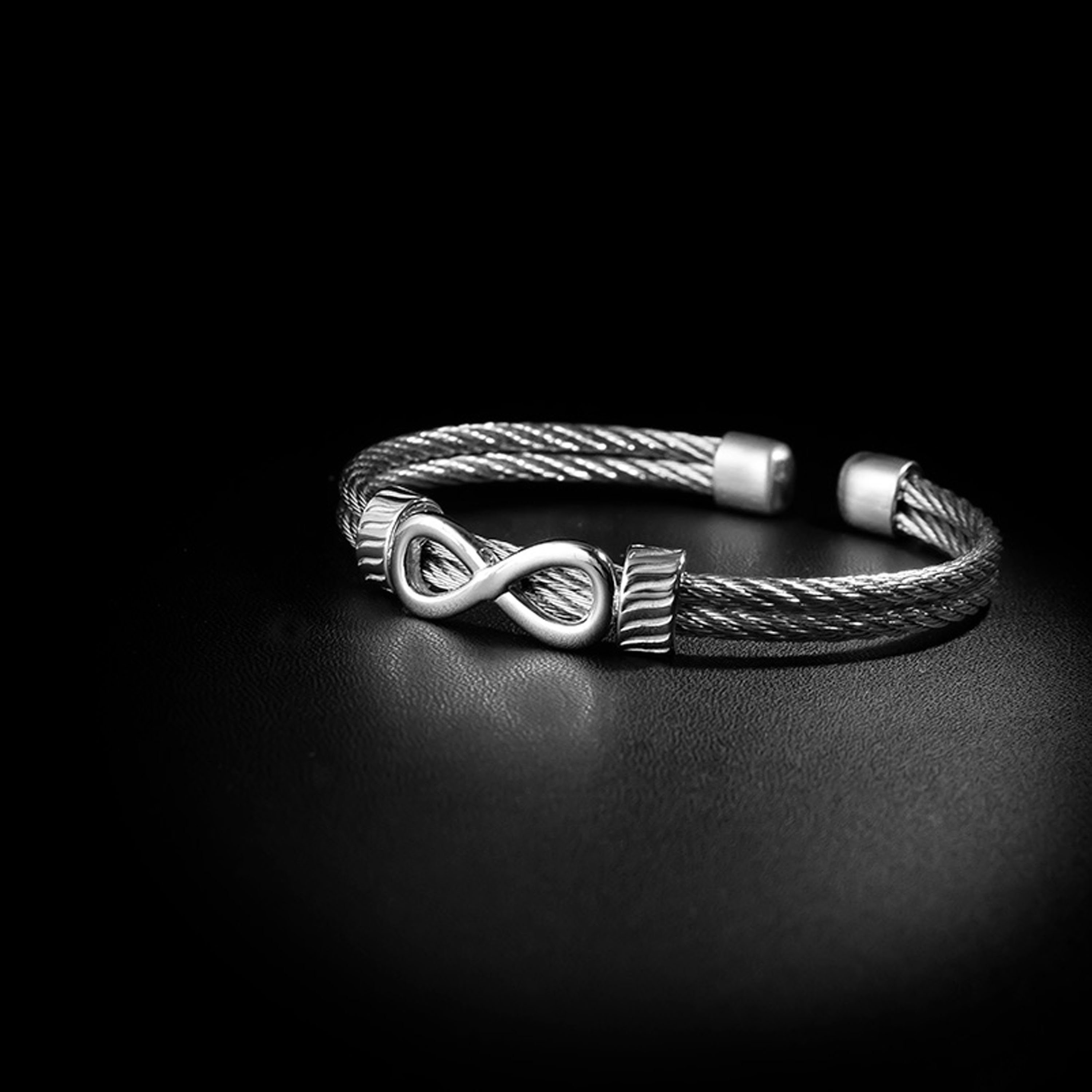 UNIQAL.de Armreif Unendlichkeit Edelstahl Armband "INFINITY" Unisex (Edelstahl, Casual Style, Handgefertigt in Germany), Designed in Germany