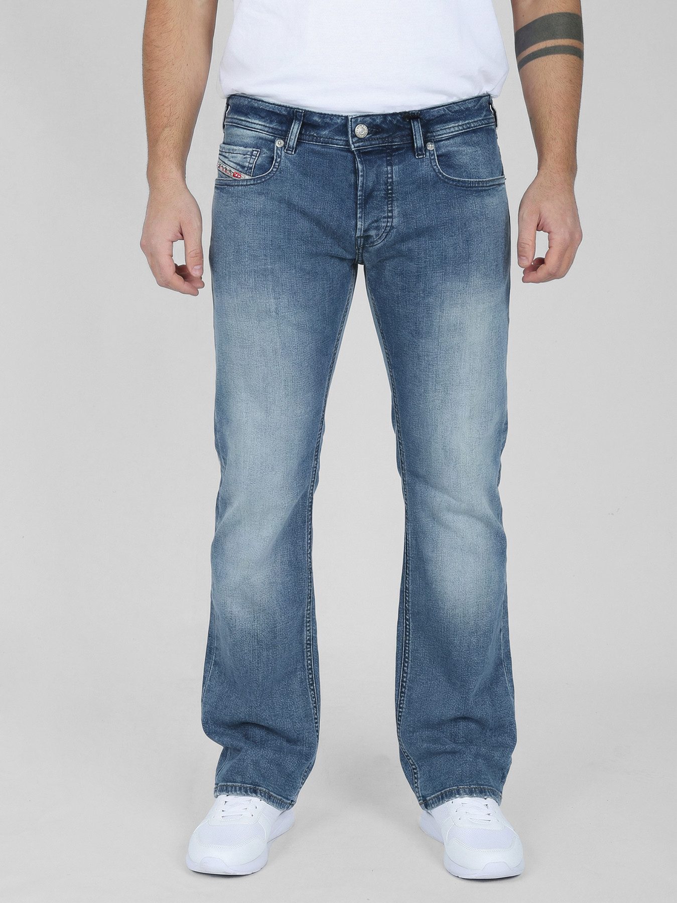 Diesel Bootcut-Jeans schmale, ausgestellte Beinform - ZATINY X RE021 niedrige Leibhöhe, hoher Stretch, leicht & weich