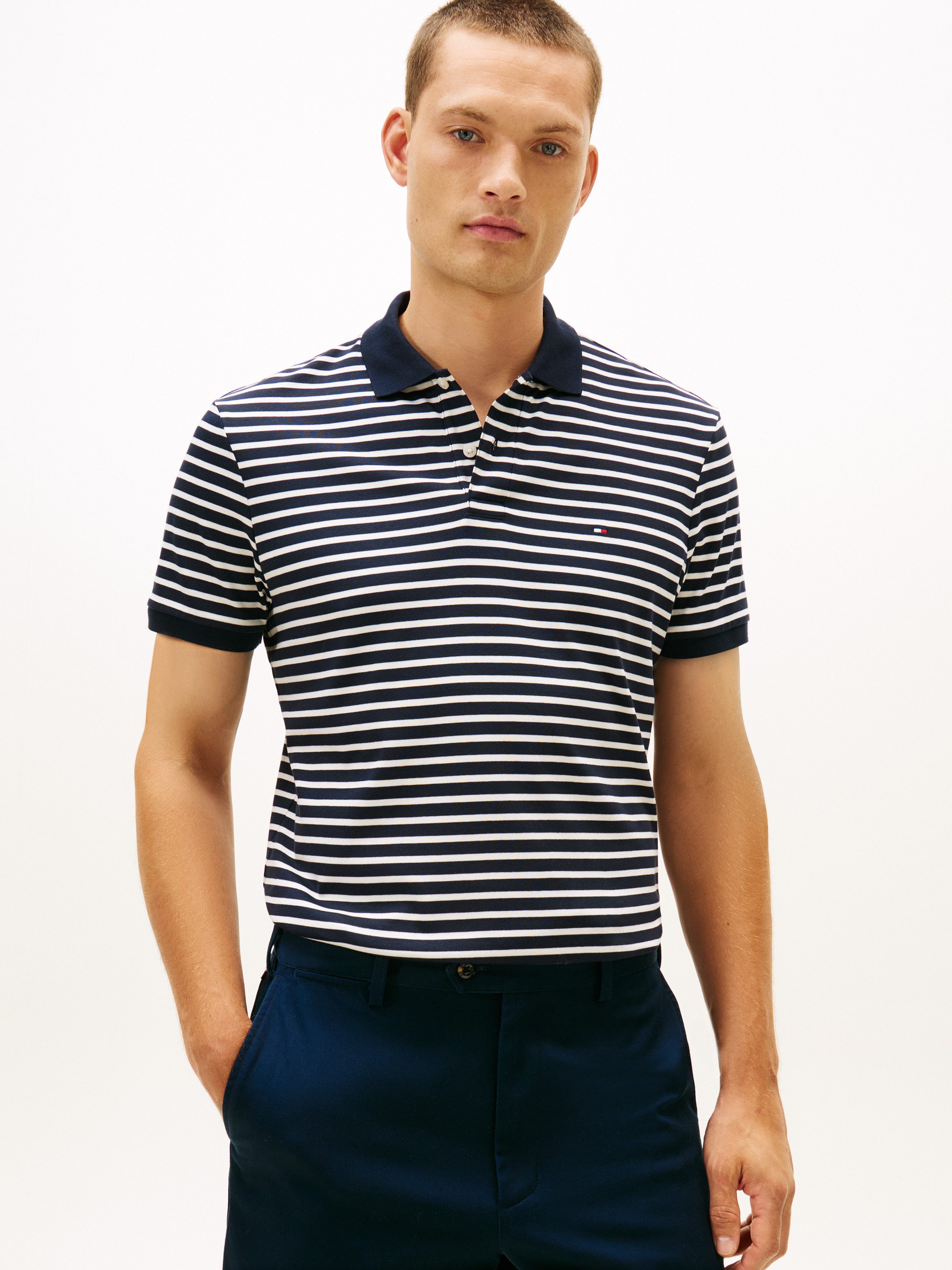 Tommy Hilfiger Poloshirt LIQUID COTTON REGULAR SEASONAL mit Logostickerei