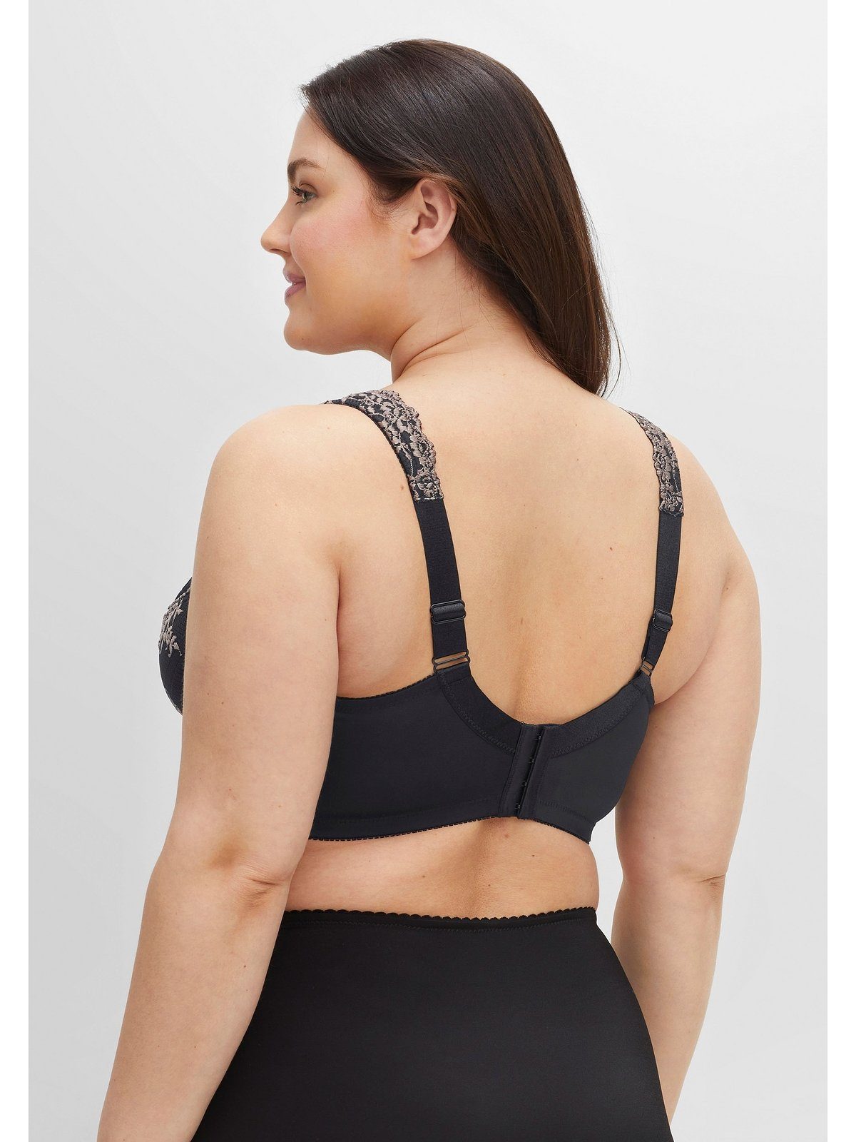 Sheego Bügel-BH Große Größen mit aufwendiger Stickereispitze