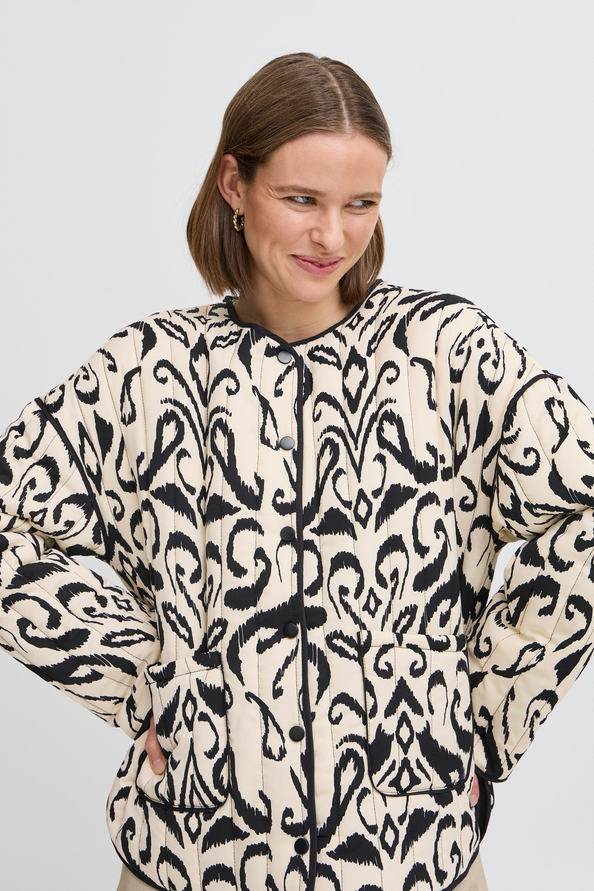 b.young Blusenjacke Jacke BYDELIGHT