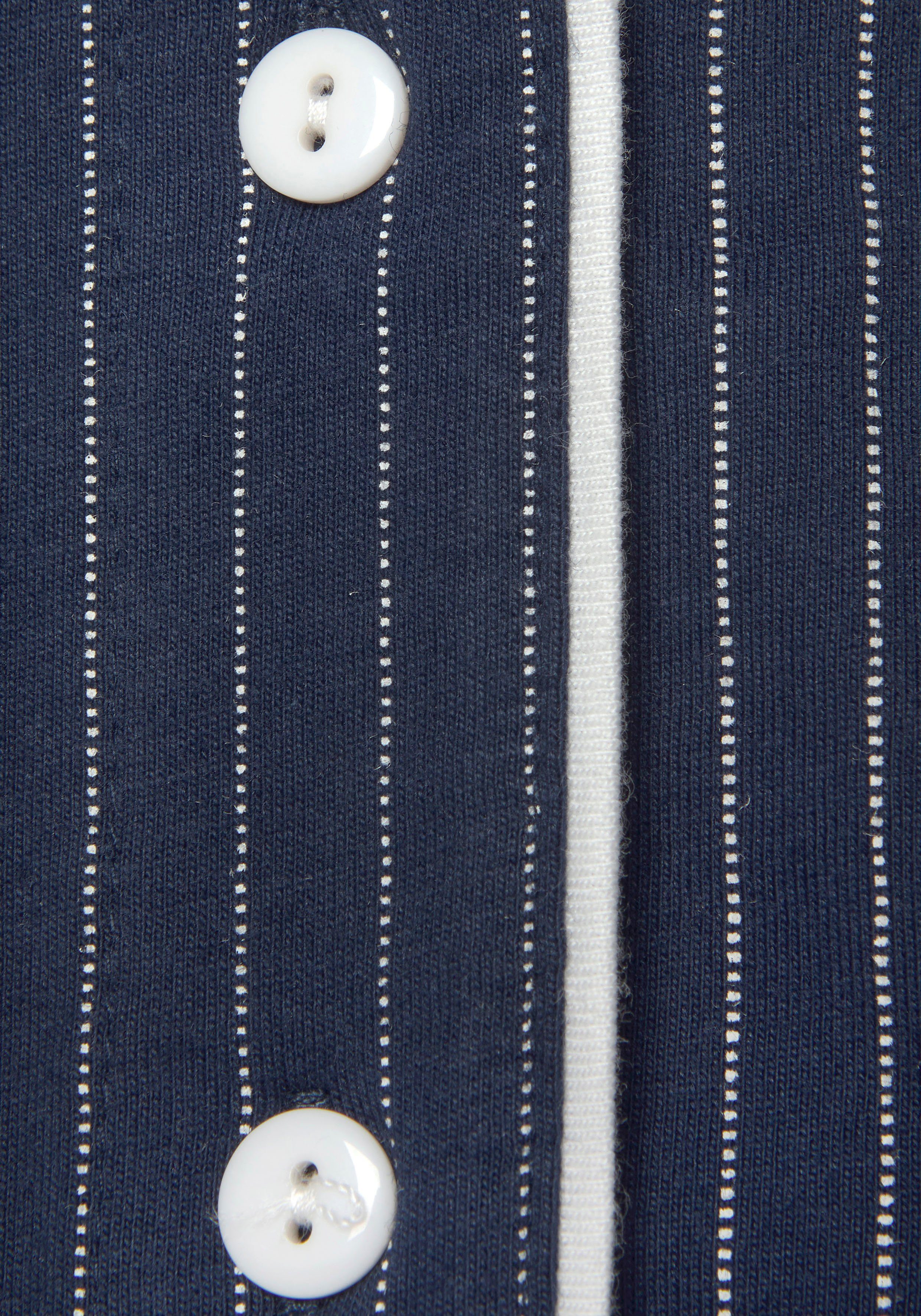 s.Oliver Brusttasche mit dunkelblau-gestreift Nachthemd aufgesetzter