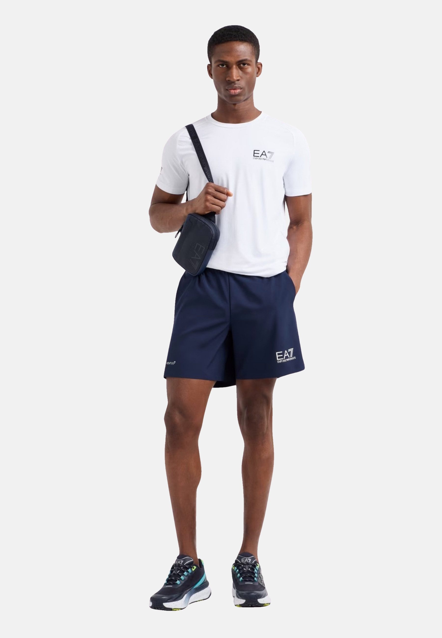 Emporio Armani Sweatshorts Shorts Tennis Pro Kurze Hose (1-tlg)