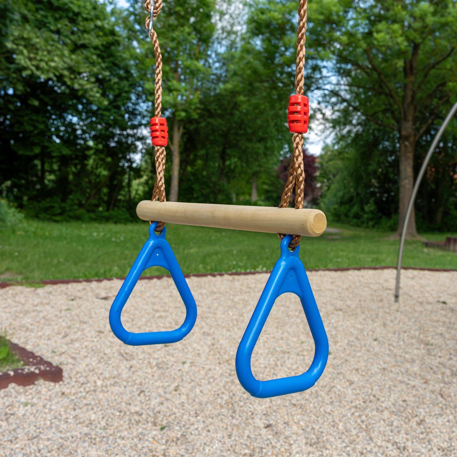 Gartenwelt Riegelsberger Schaukelhaken Multifunktions Hartholztrapez mit Kunststoffringen Gymnastikringe, Trapez: Hartholz, Ringe: HDPE, Seile: Polypropylen, bis 120 kg