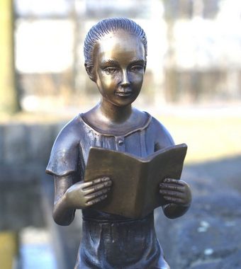 Bronzeskulpturen Skulptur Bronzefigur kleines lesendes Mädchen