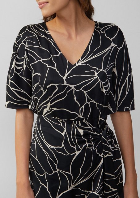 s.Oliver BLACK LABEL Minikleid Satinkleid in Wickeloptik mit V-Ausschnitt günstig online kaufen