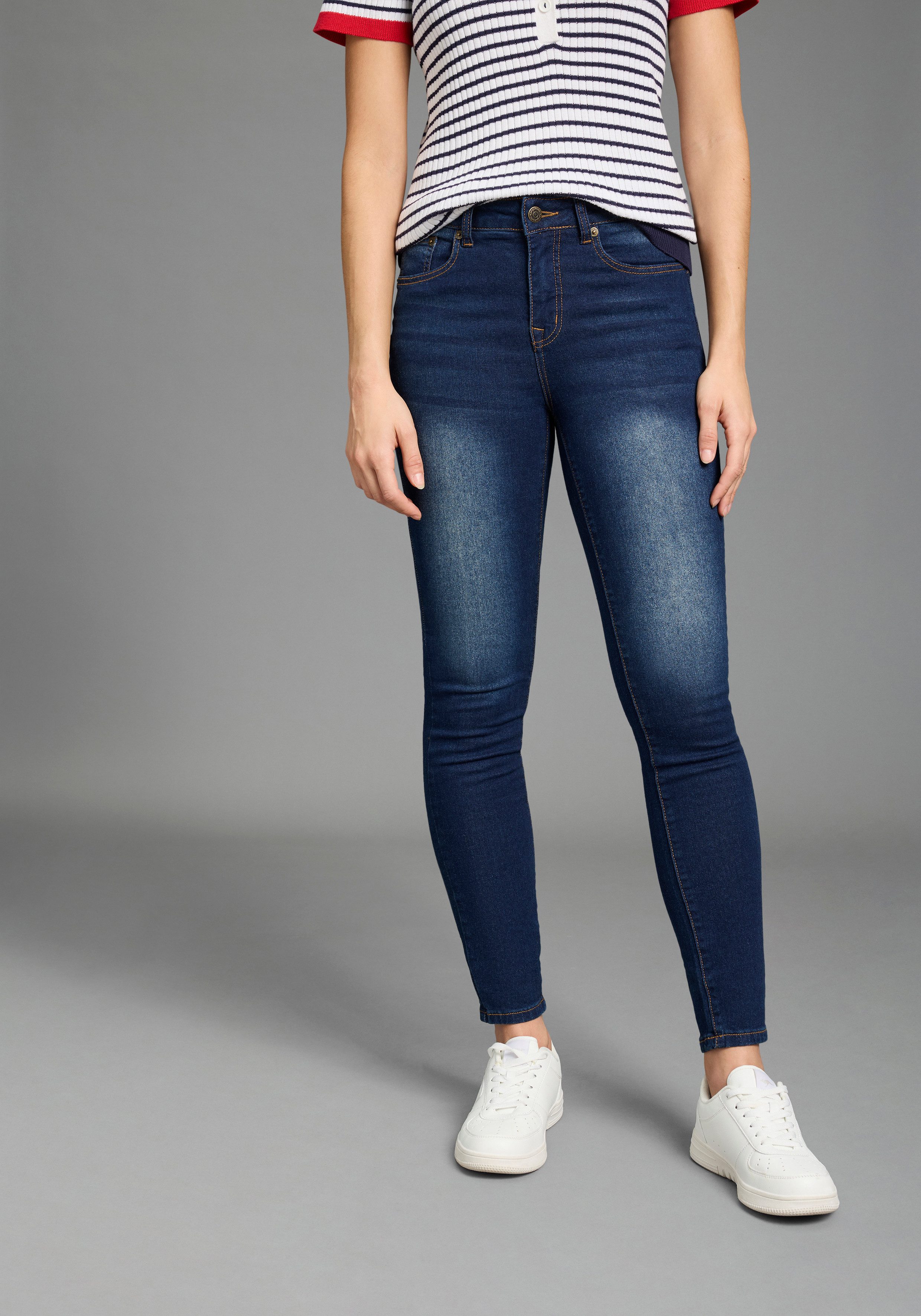 KangaROOS Slim-fit-Jeans CROPPED HIGH WAIST SLIM FIT schmale Passform, Röhrenjeans, trendige Used-Waschung