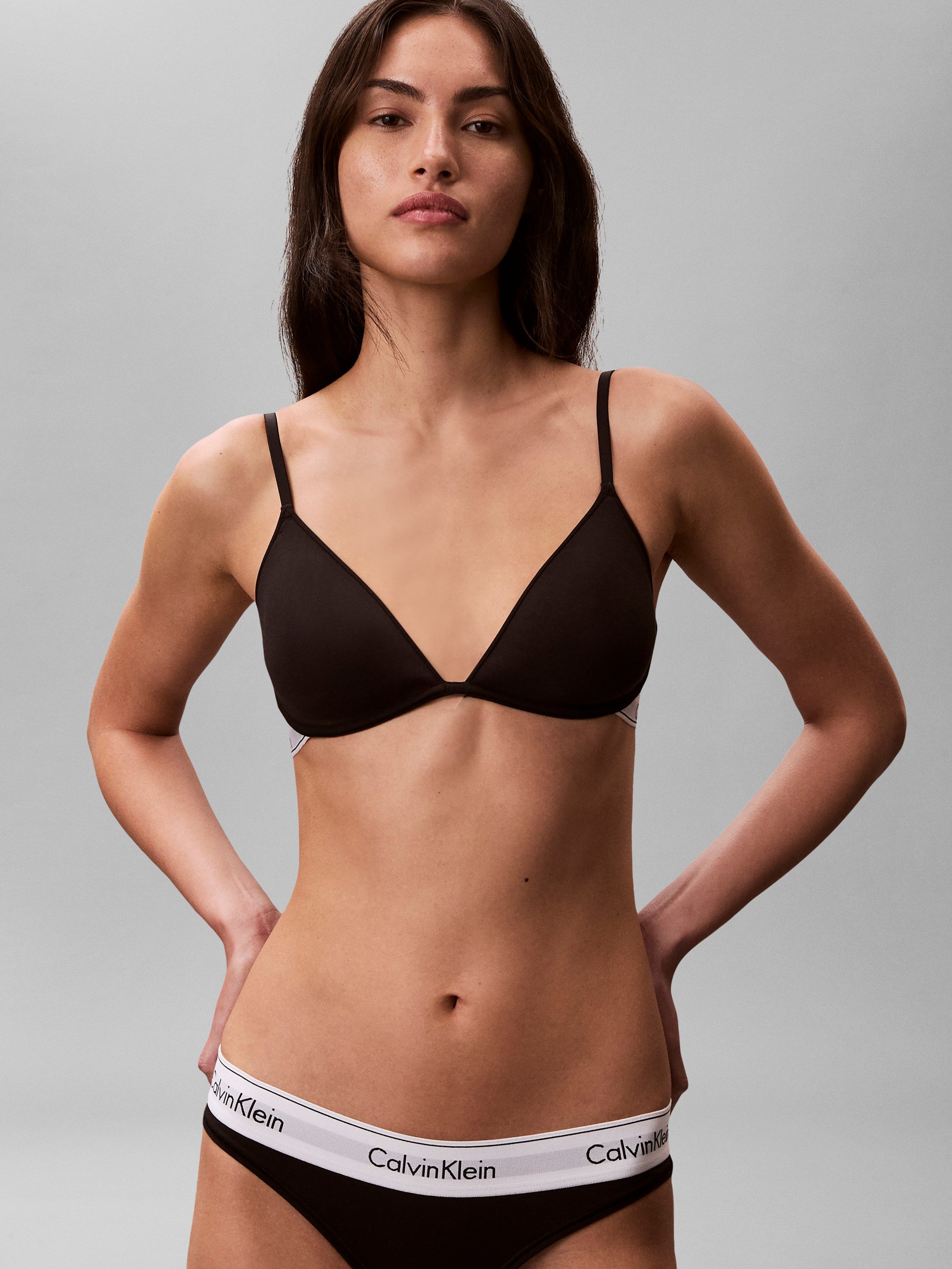 Calvin Klein Underwear Bügel-BH LIGHTLY LINED PLUNGE Körpernahe Passform mit elastischem Bund