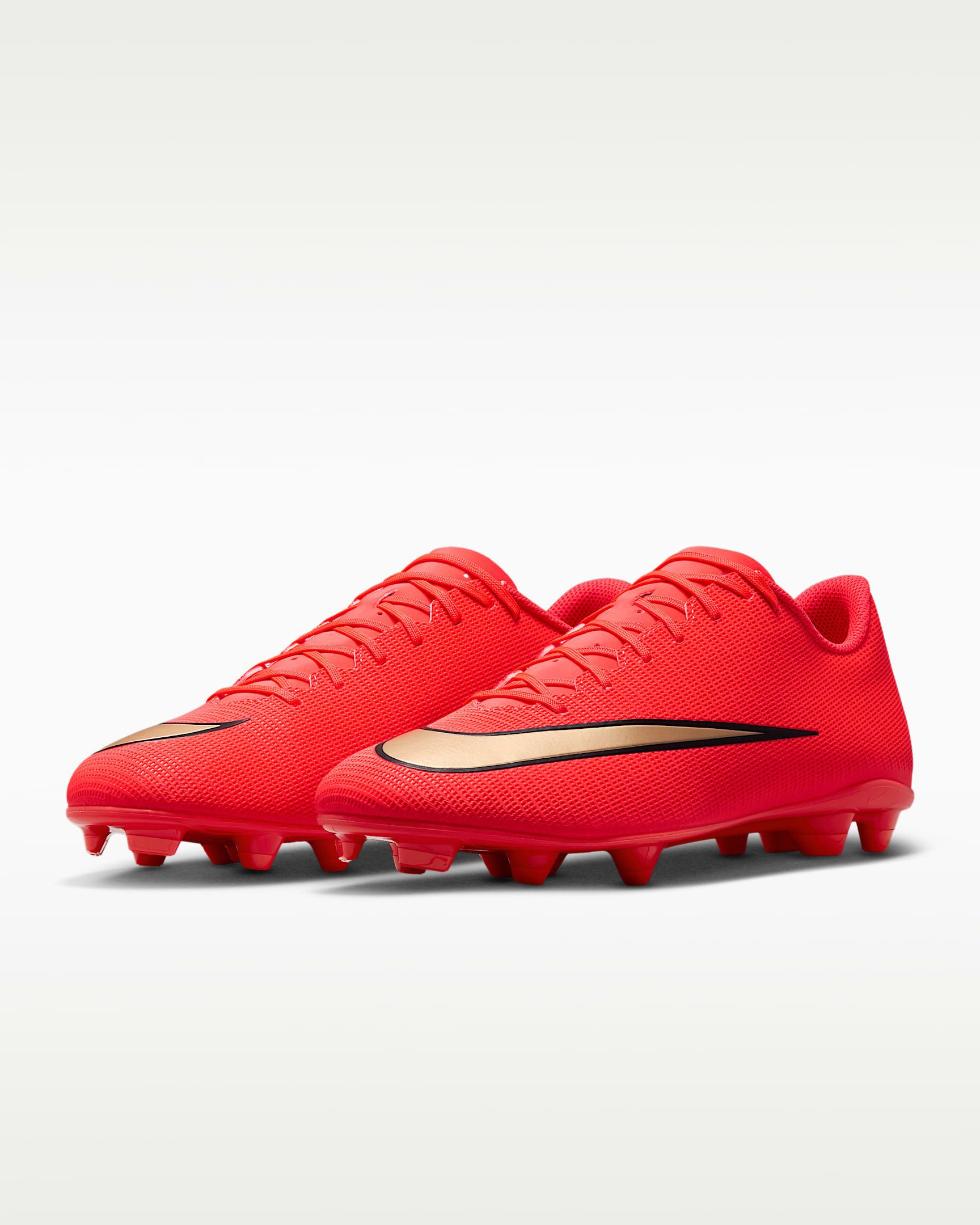 Nike Mercurial Vapor 17 Club MG Fußballschuh für Rasen und Kunstrasen neuer Generation speziell feste Böden