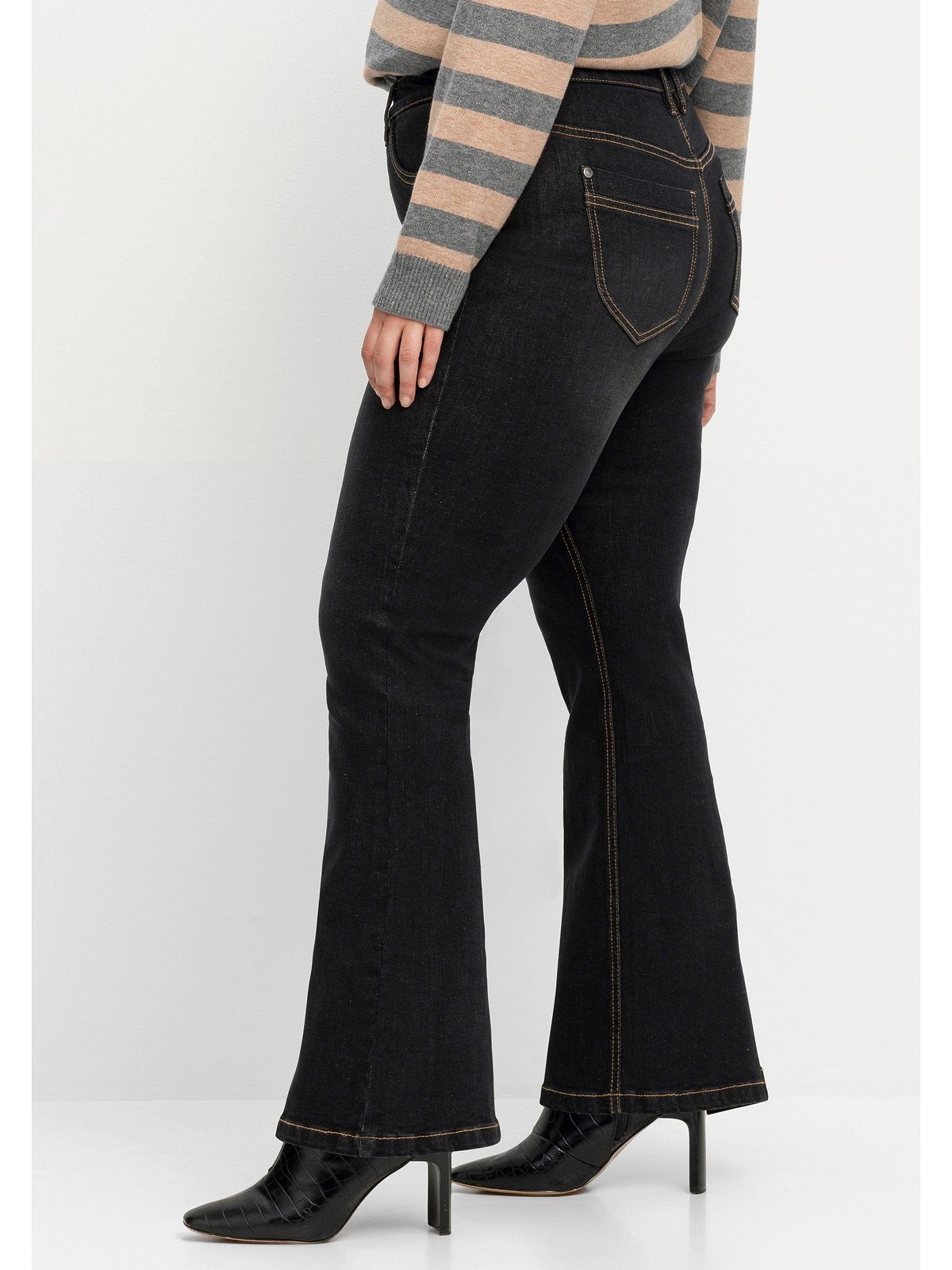 Denim black Bootcut-Jeans extralang Sheego Used-Effekten, Größen Große mit