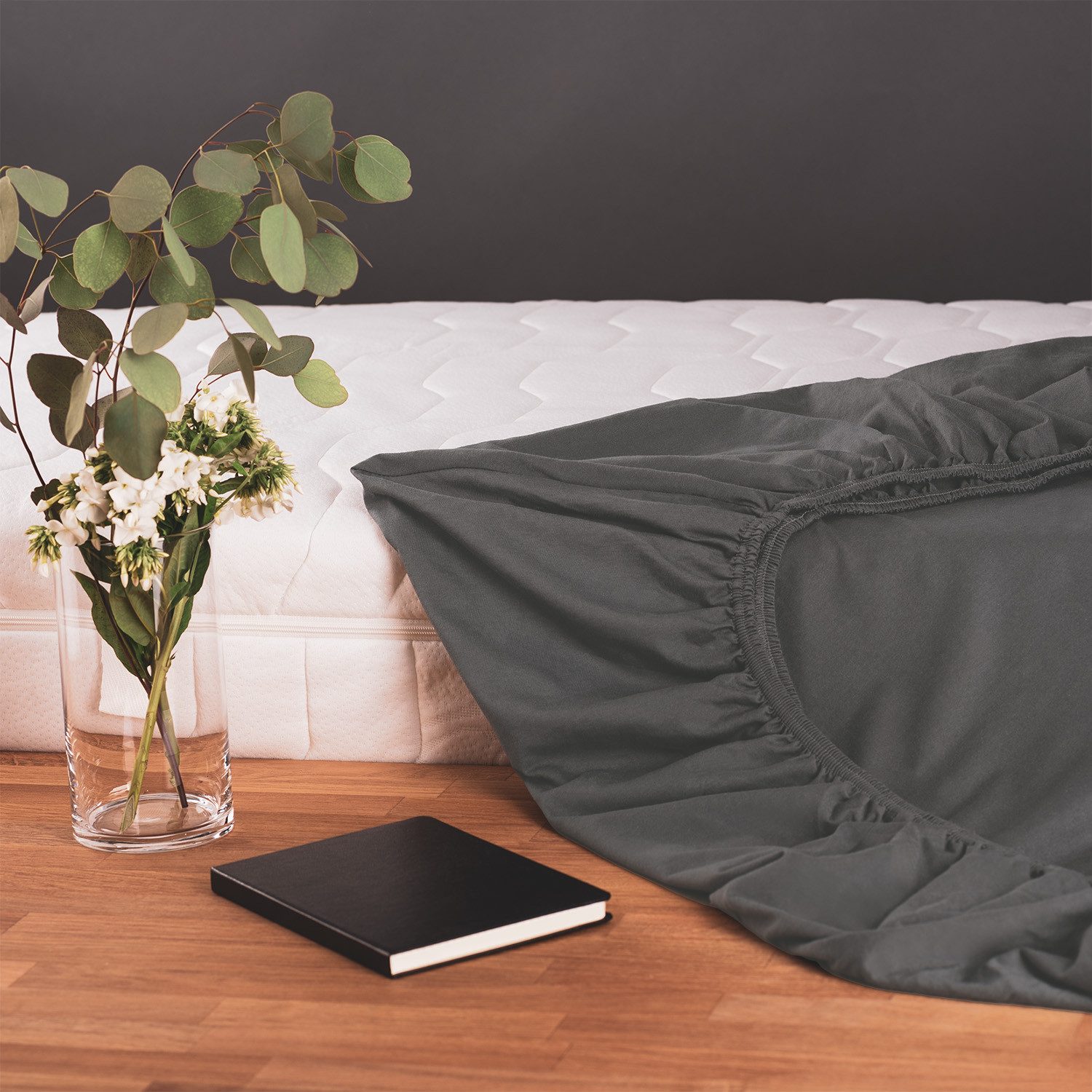 Blumtal Spannbettlaken Blumtal Basics 100% Baumwolle, Baumwolle, Gummizug: Rundum, (1 Stück), Jersey Bettlaken - atmungsaktiv, strapazierfähig und faltenfrei