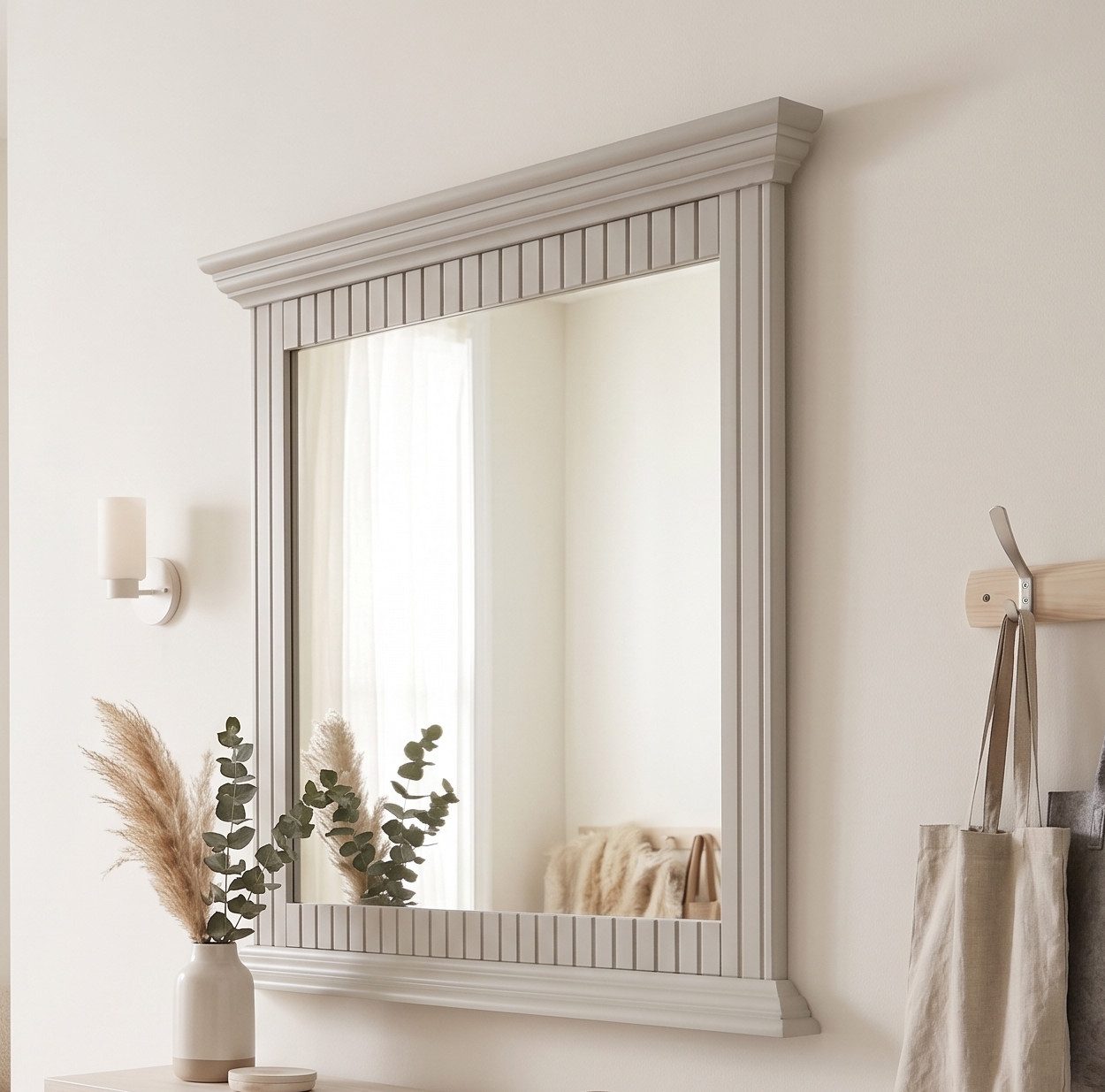 OTTO home Spiegel Rustic, Garderobenspiegel, Landhausstil (Made in Europe), Rahmen in Kiefer massiv, Breite 78 cm, mit Zierfräsungen