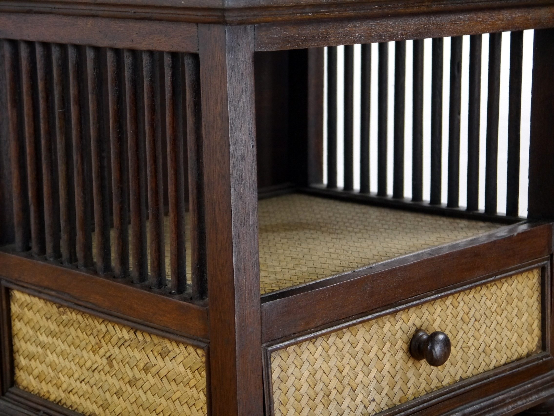 livasia Nachtschrank Rattan Nachttisch 50x40x50cm – Massivholz Akazie