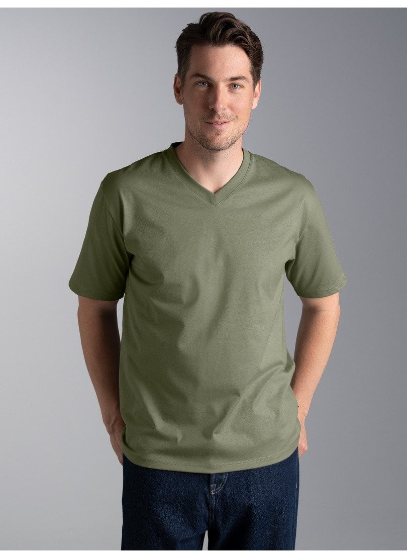 Trigema T-Shirt TRIGEMA V-Shirt DELUXE Baumwolle (1-tlg)
