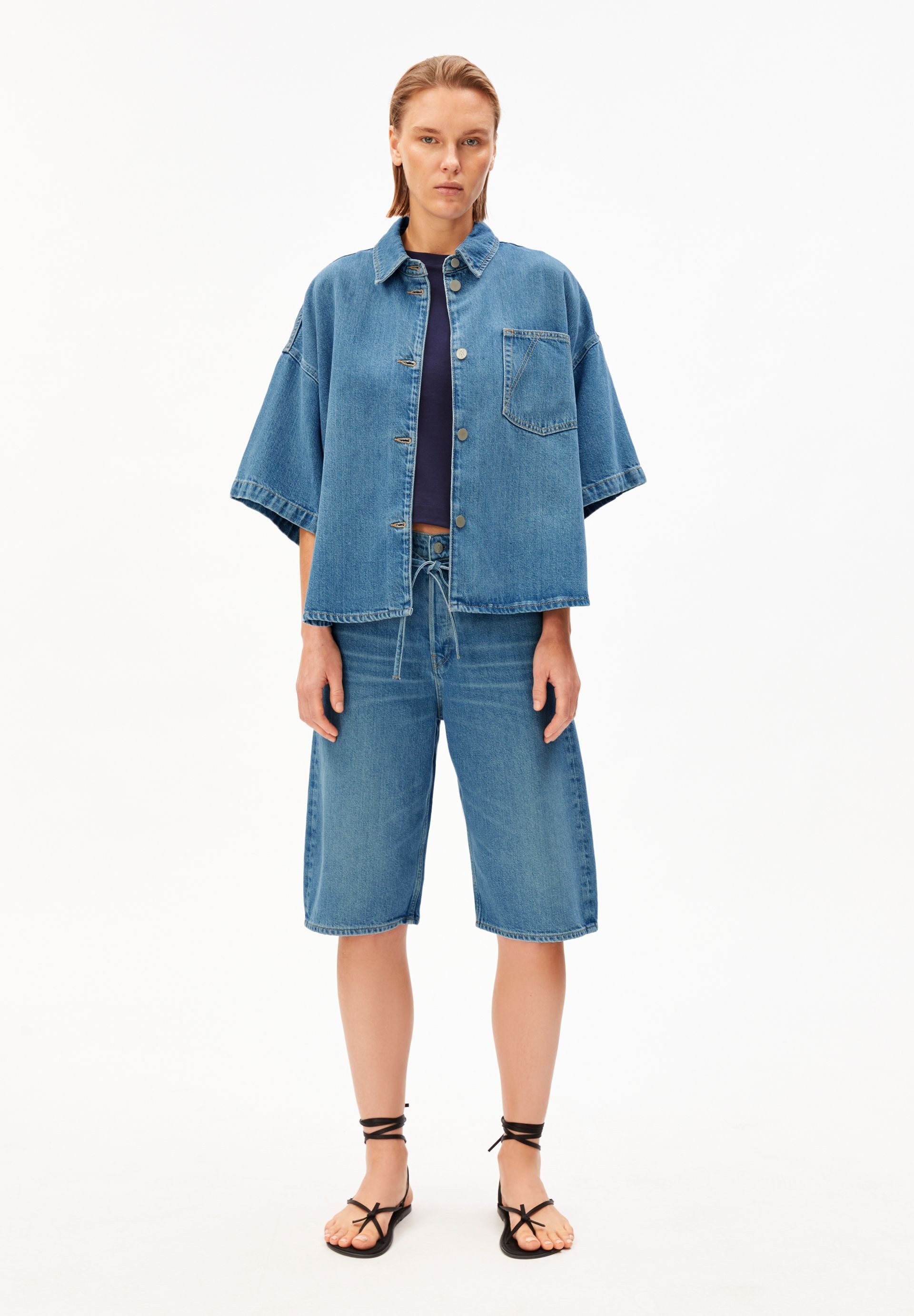 Armedangels Kurzarmbluse DENIM Jeans-Overshirt aus Baumwoll-Lyocell-Mix Oversized Fit