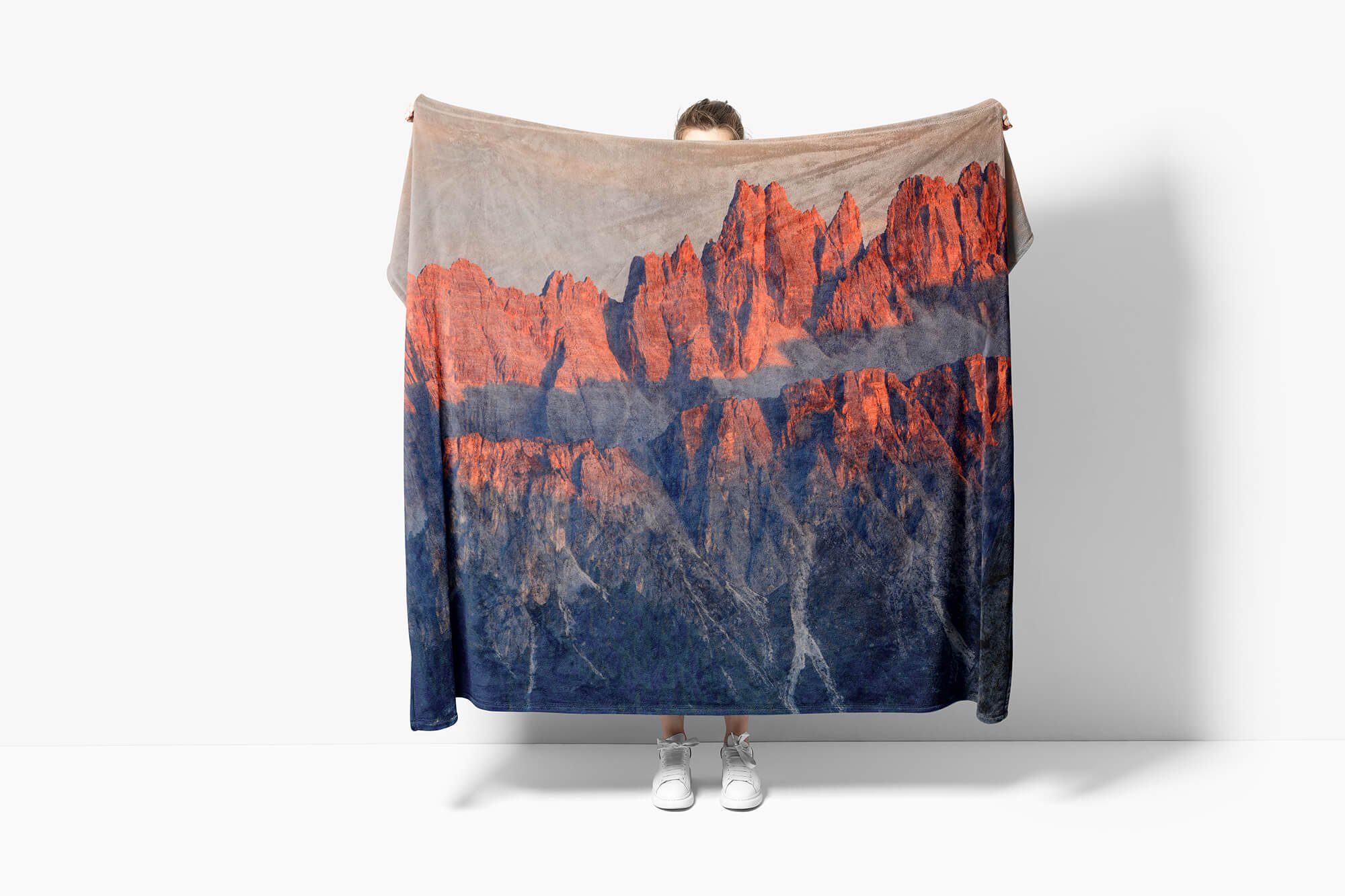 Sinus Art Kuscheldecke Handtuch mit Dolomiten Saunatuch Fotomotiv Handtücher Strandhandtuch Berge Handtuch (1-St), Baumwolle-Polyester-Mix Klippen