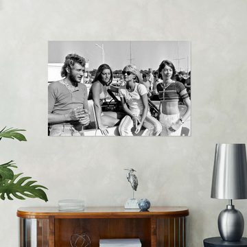 Posterlounge Wandfolie Bridgeman Images, Johnny Hallyday, Sheila, Sylvie Vartan und Francoise Hardy, Frankreich 1969, Wohnzimmer Fotografie