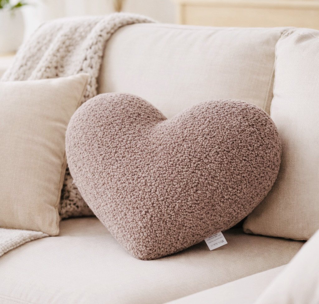 BABEES Dekokissen DEKOKISSEN Boucle Kuschelkissen Herz Wolke GROß 40x25, XXL 60x35 cm, Wolkenkissen Deko Kissen Geschenk Baby Kinderzimmer Babyshower