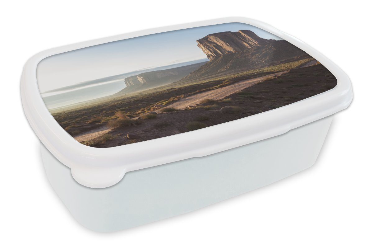 MuchoWow Lunchbox Blick auf das Monument Valley in Amerika, Kunststoff, (2-tlg), Brotbox für Kinder und Erwachsene, Brotdose, für Jungs und Mädchen weiß