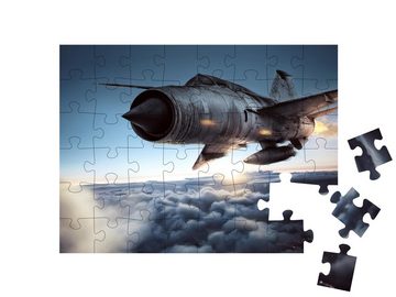 puzzleYOU Puzzle Kampfflugzeug über den Wolken, 48 Puzzleteile, puzzleYOU-Kollektionen Flugzeuge