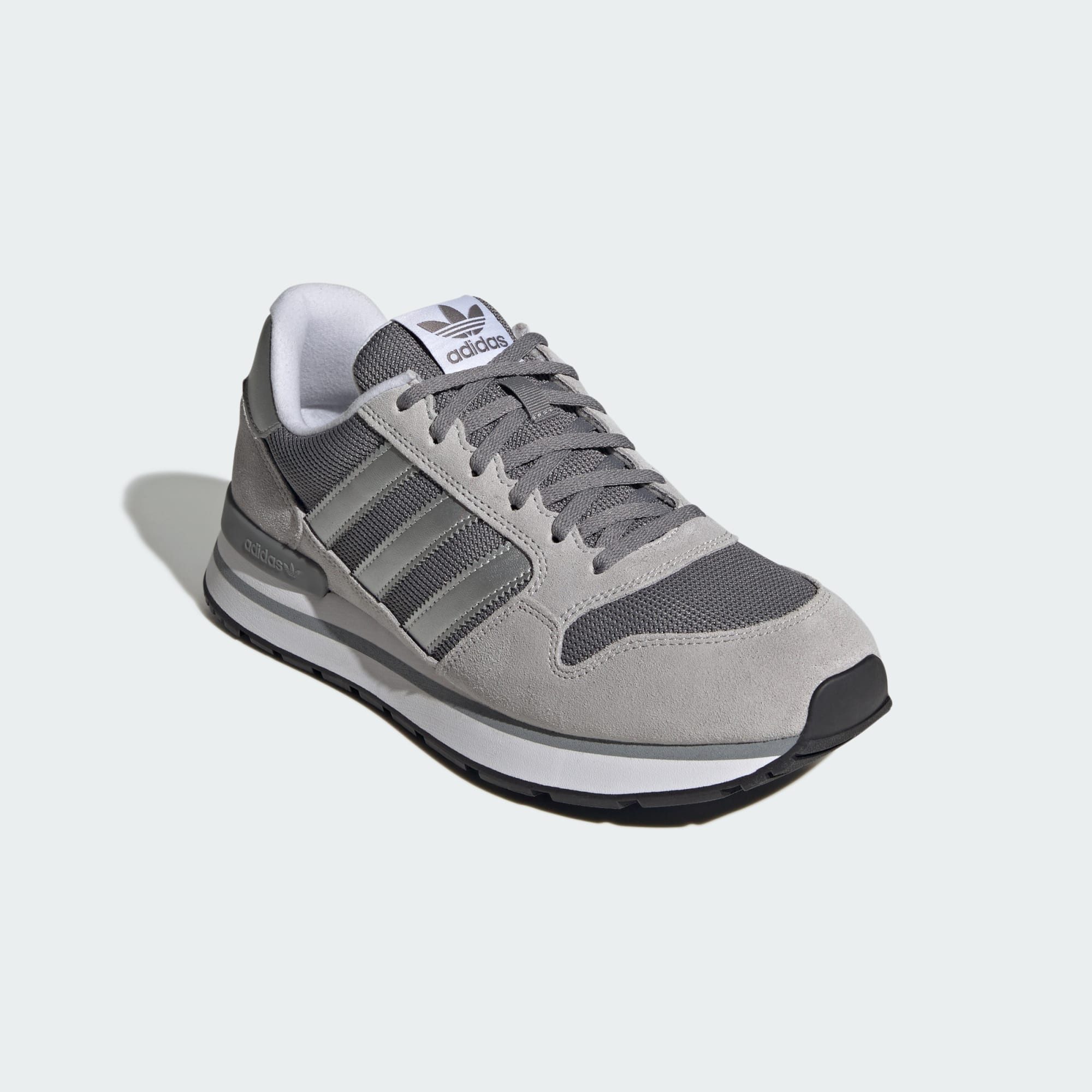 Grey Three / Silver Metallic / Grey Two
