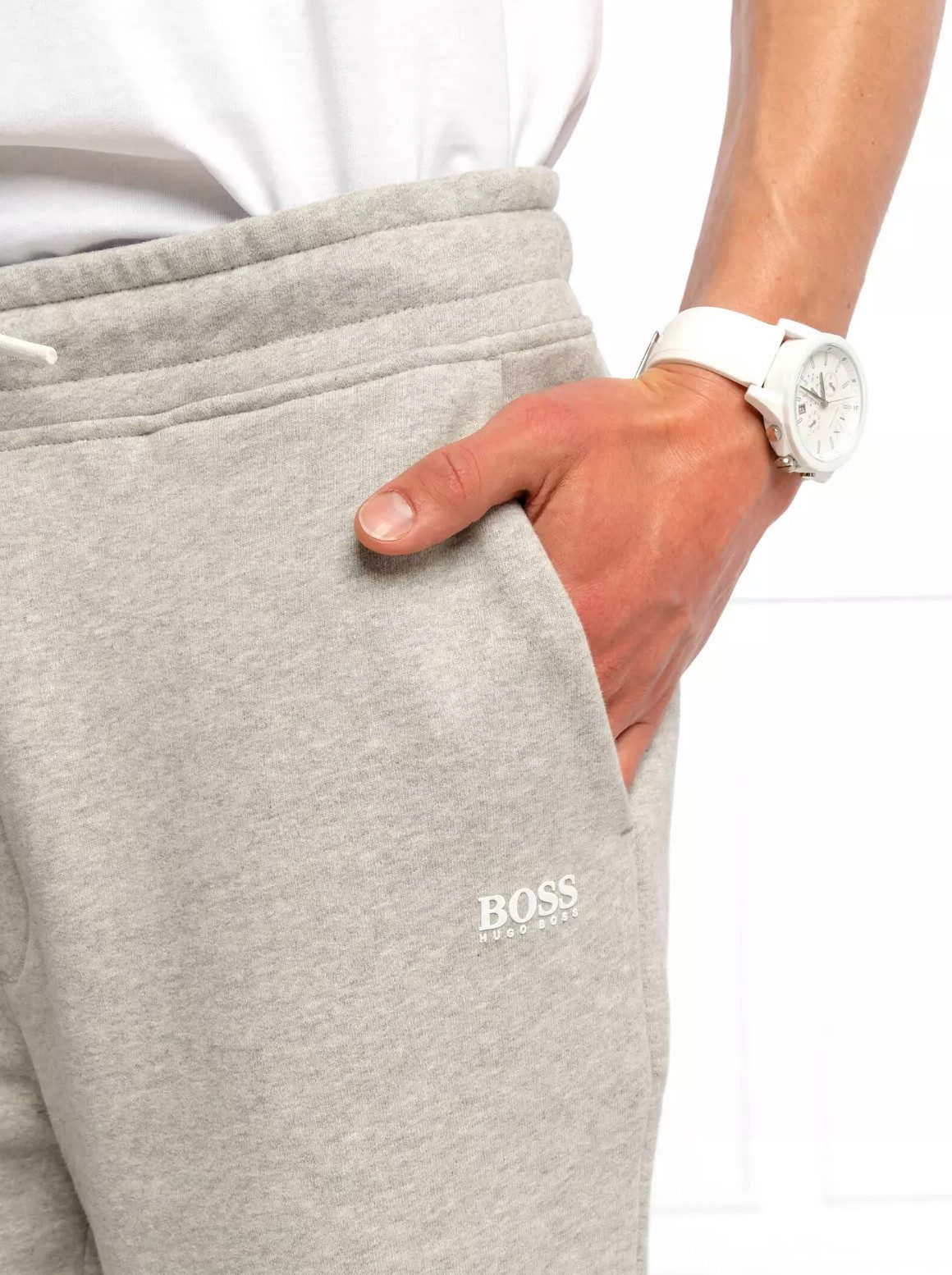 BOSS Sweatshorts Herren Skeevito Sport Shorts Hose Herstellung aus Bio-Baumwolle
