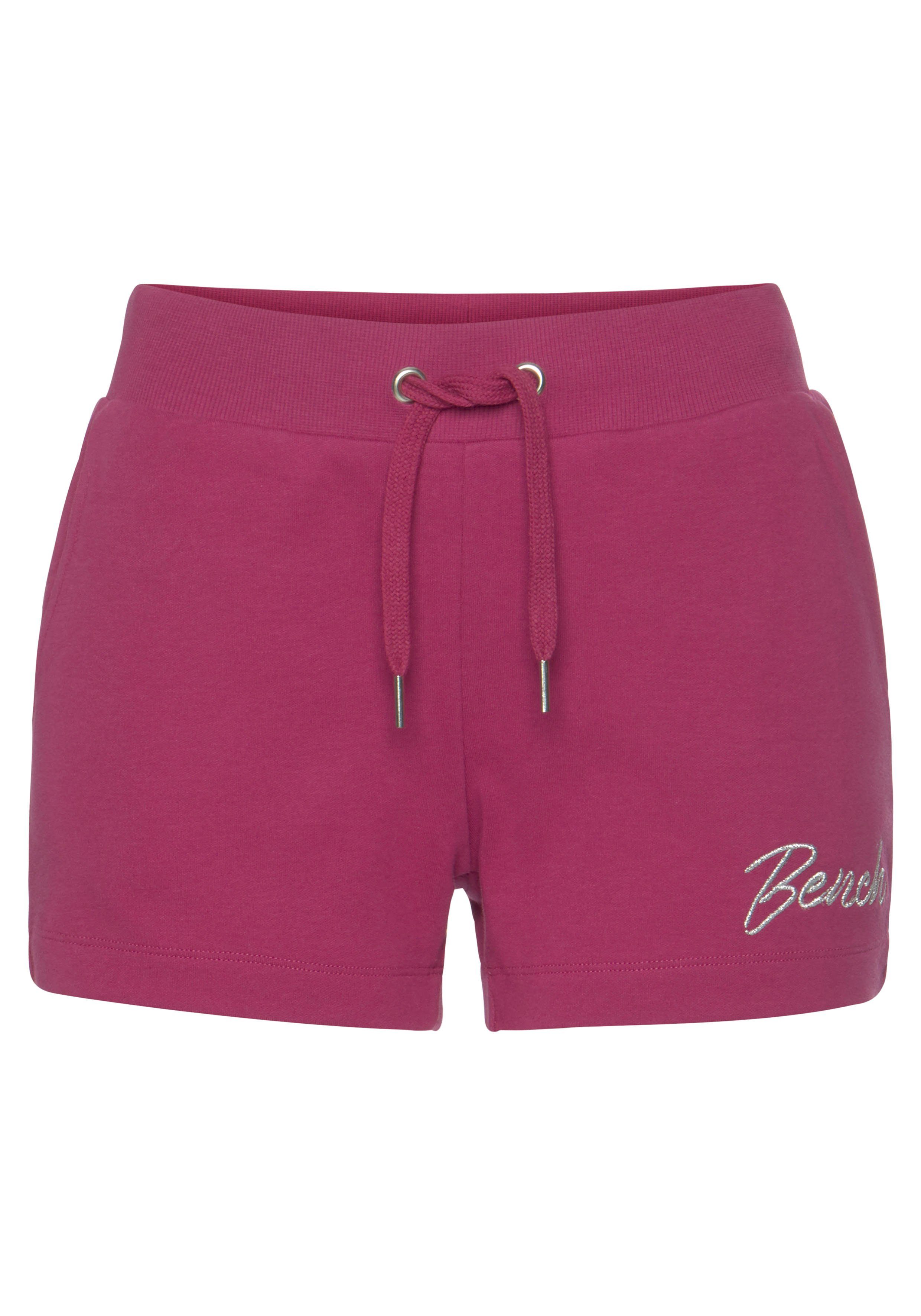 Bench. Loungewear Sweatshorts, mit glänzender Logostickerei, Loungewear, Lo günstig online kaufen