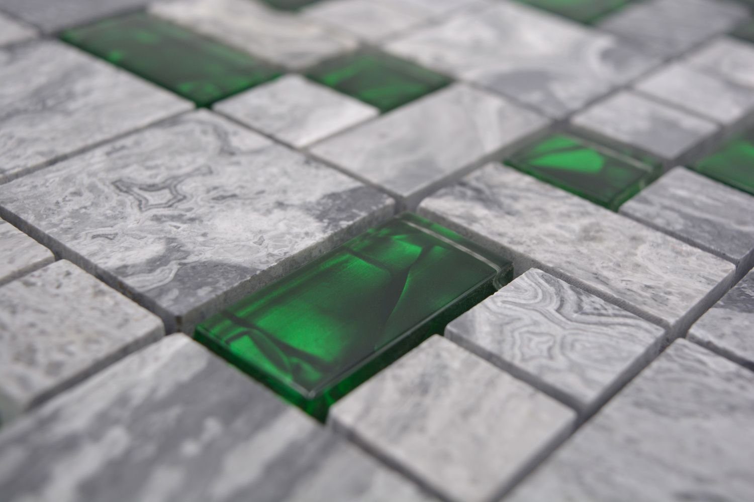 Mosani Mosaikfliesen Glasmosaik Naturstein Mosaikfliesen grau mit grün glänzend, Dekorative Wandverkleidung