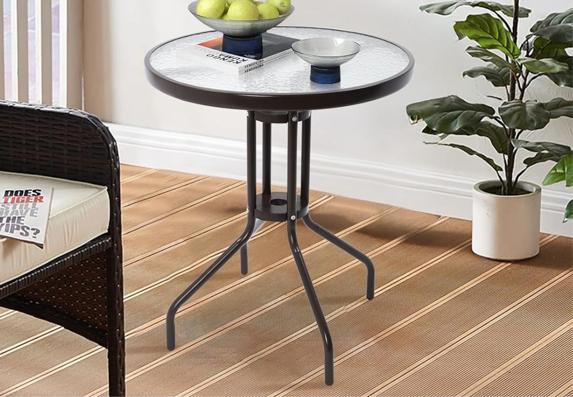 Home Collective Gartentisch Bistrotisch, runder Glasplatte & schwarzem Metallgestell, 60x69 cm, Schwarz