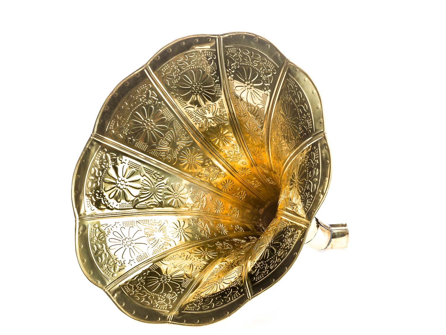 Dekoobjekt Trichter Grammophon Horn goldfarben mit Verzierungen im antik Stil