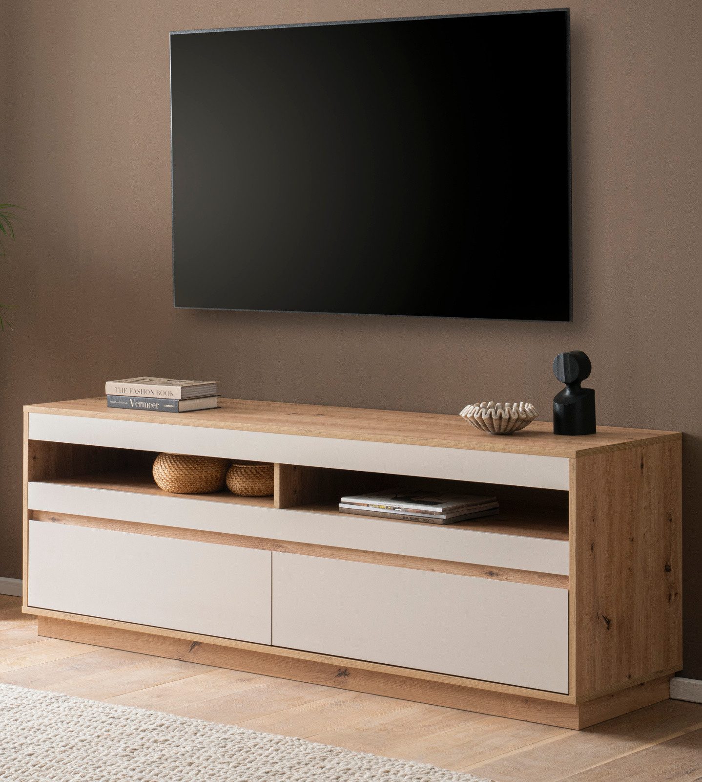 Furn.Design Lowboard Kiruma (Flat-TV Unterschrank in Kaschmir / Sand und Eiche Artisan, 162 x 60 cm), mit Gerätefächern und Schubkästen