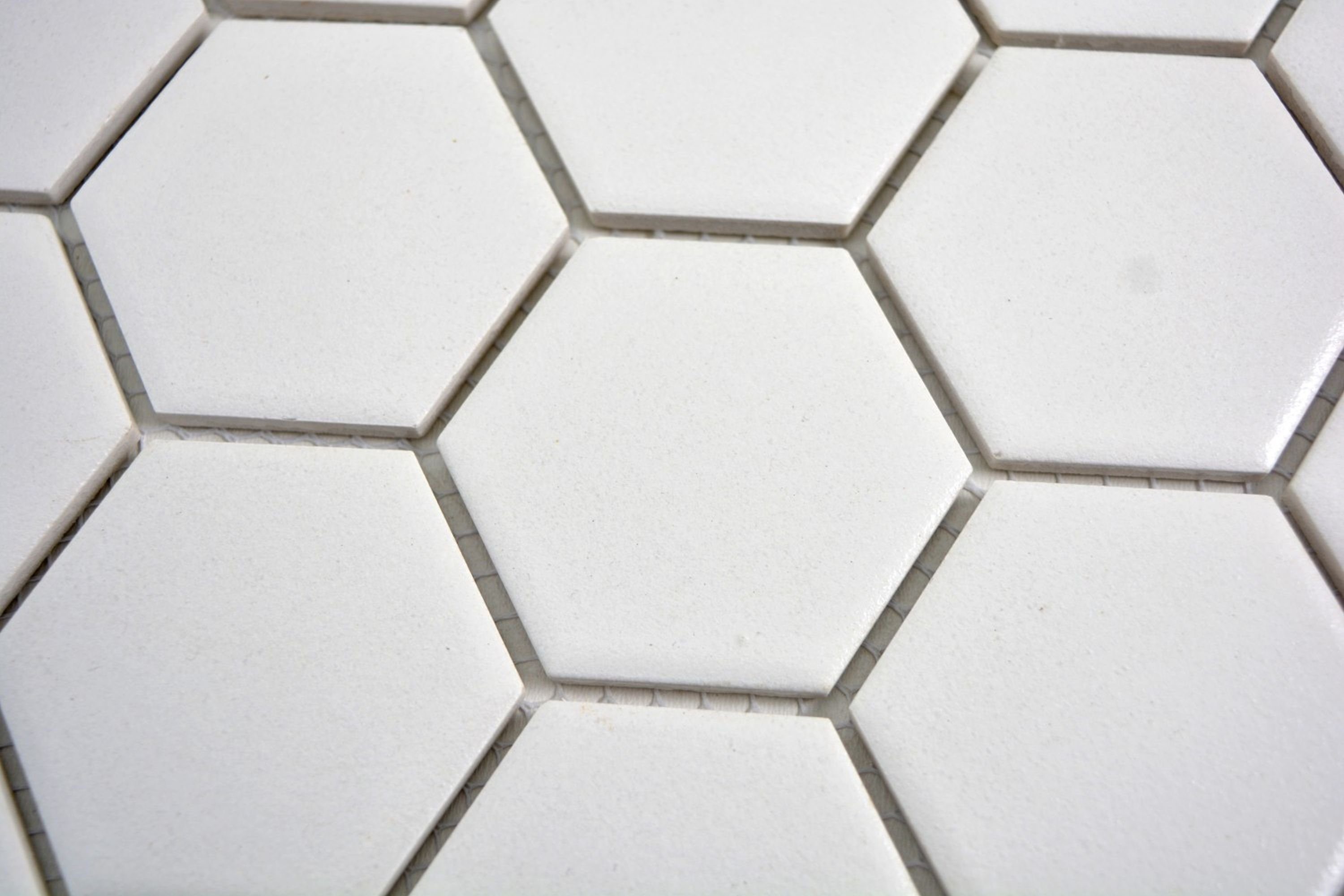 Mosani Bodenfliese Hexagonale Mosaik Fliese Keramik weiß rutschsicher Bodenfliese