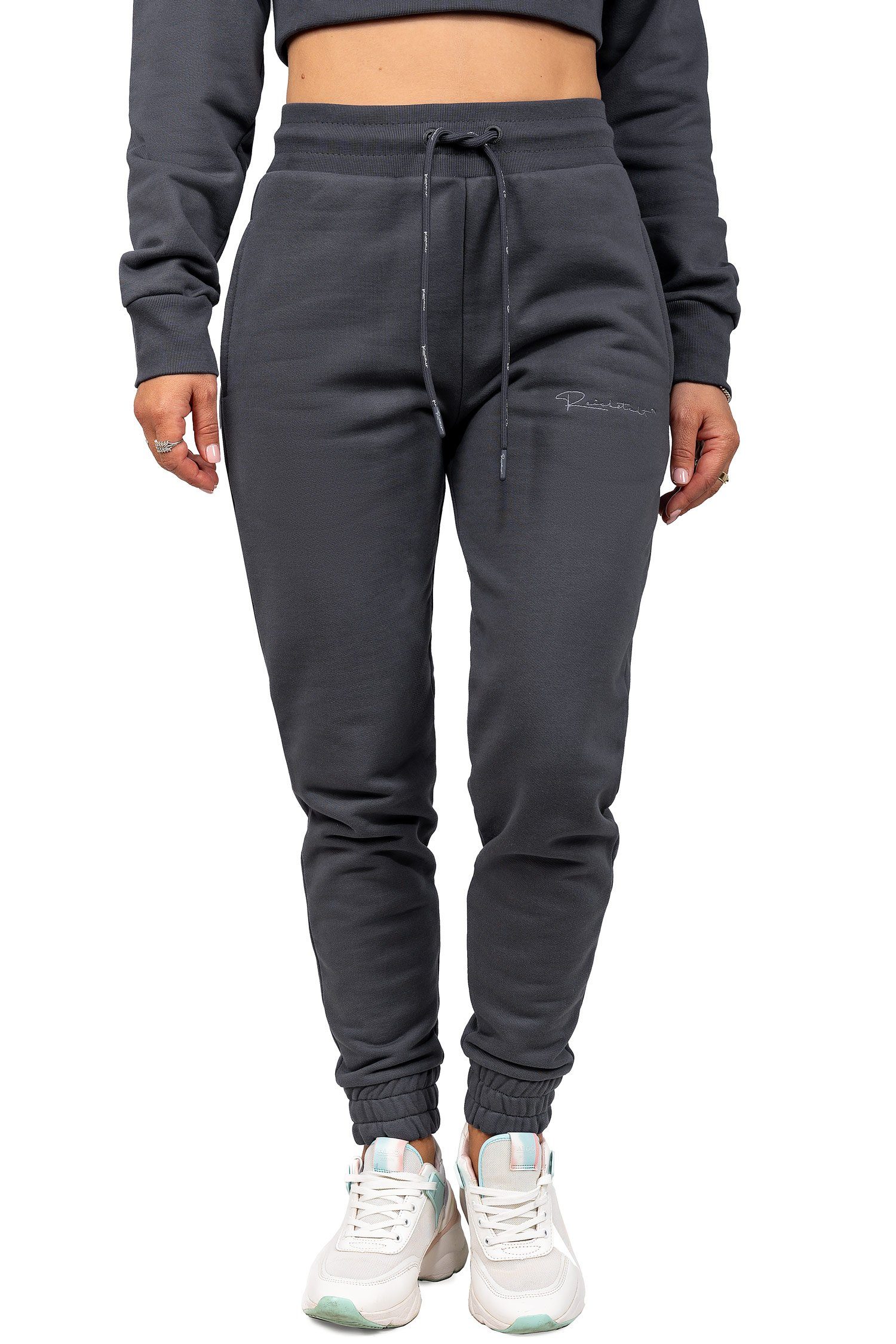 Reichstadt Jogginghose Damen Slim Fit Sporthose Marken-Stick 23RSW039 Mit E günstig online kaufen