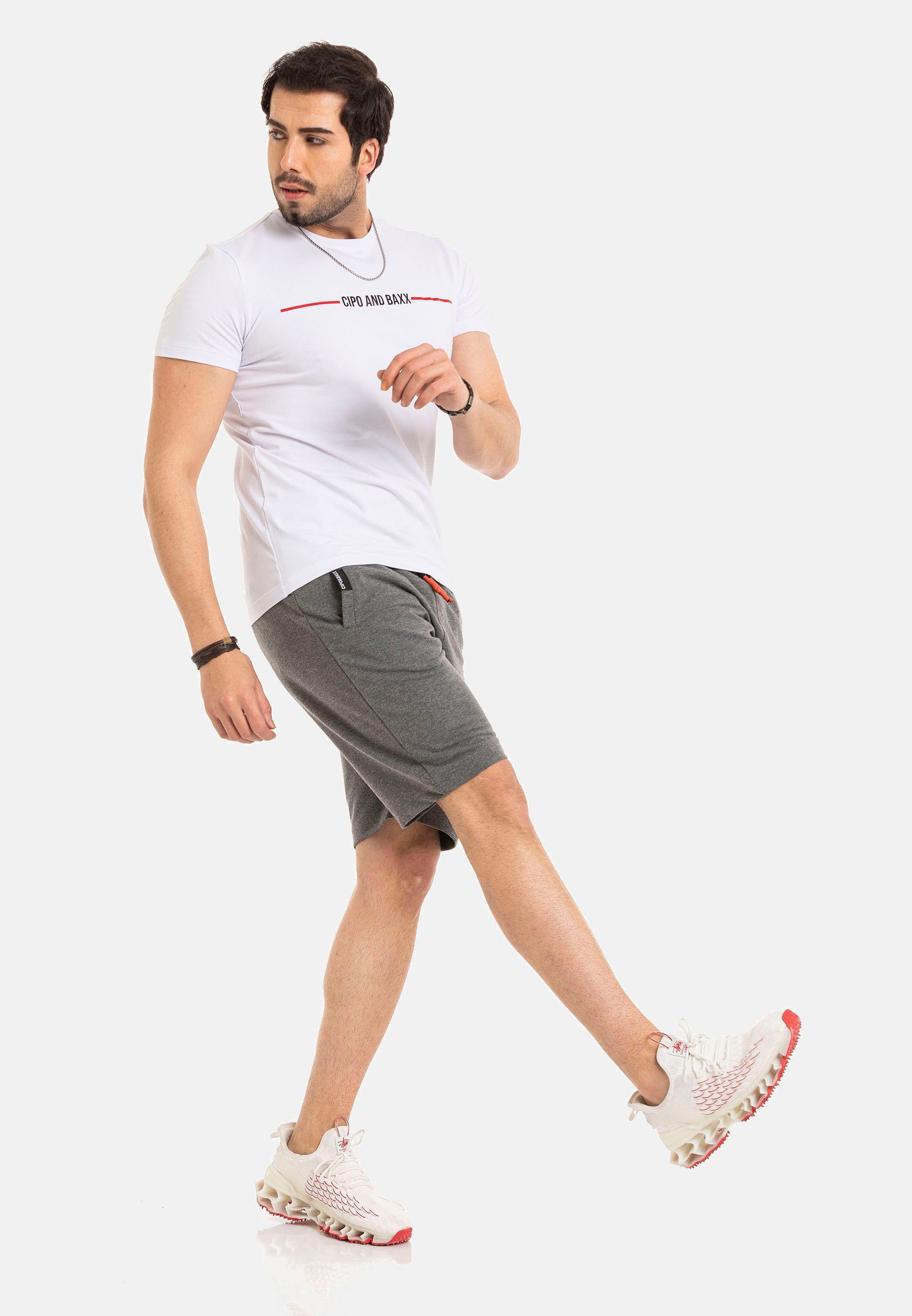 Cipo & Baxx Shorts in Look sportlichem anthrazit
