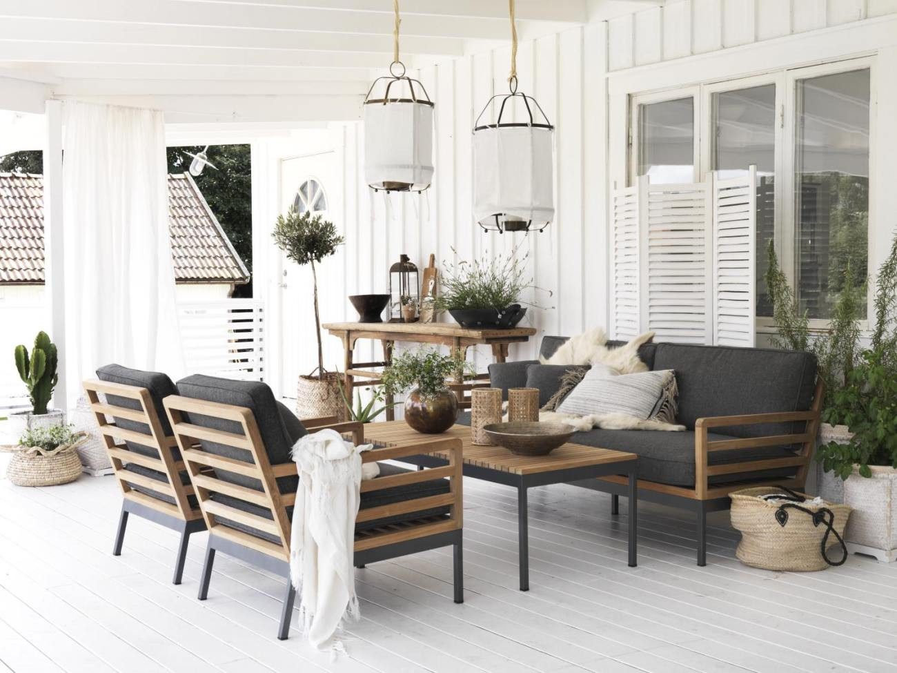 Brafab Couchtisch Zalongo aus Teakholz, 150x60 cm