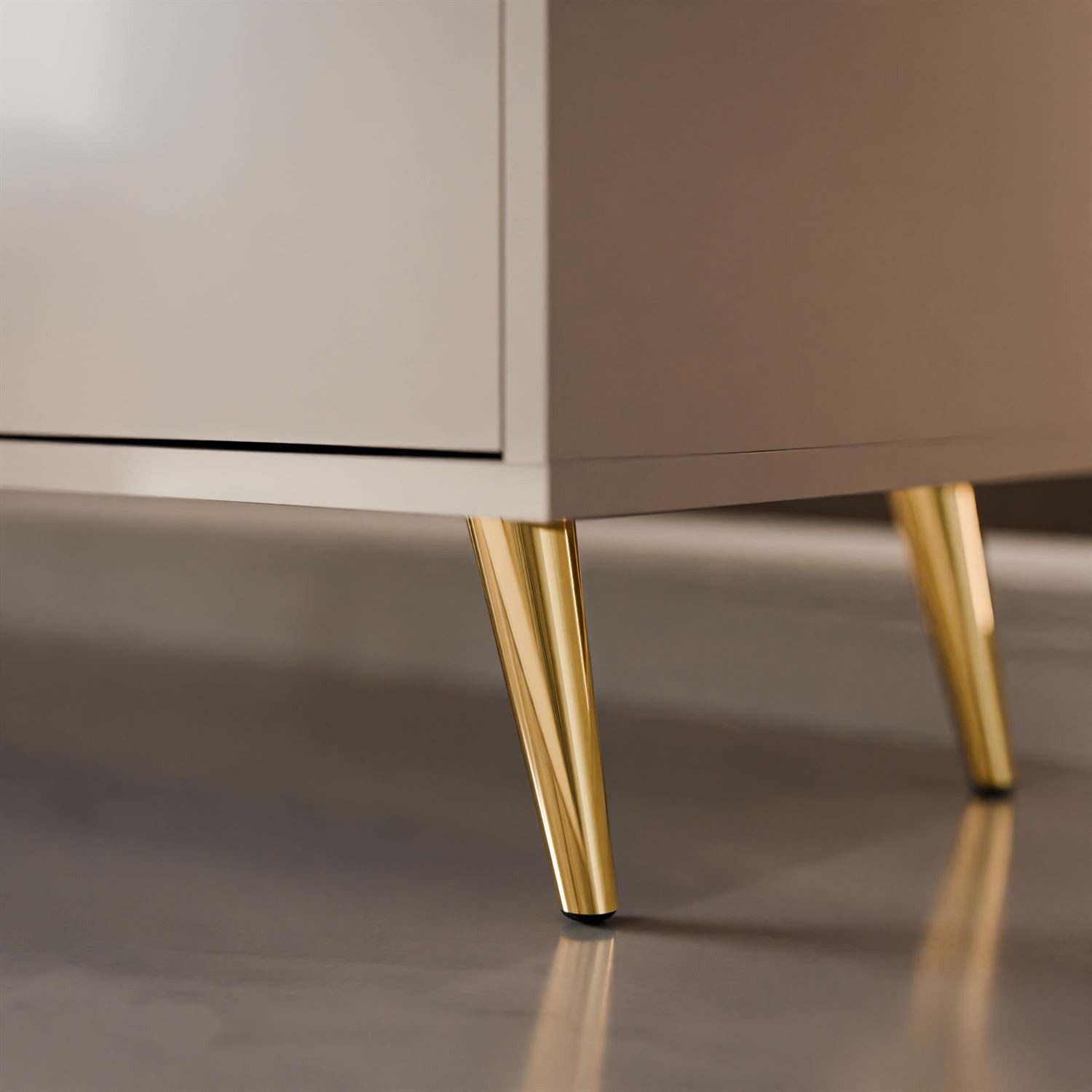 ALLHOUSE24 Kommode MANDY Dreitürige Kommode in Hochglanz Sideboard Kaschmir Weiß (1x Kommode), Breite: 154 cm – Bild 4 von 5