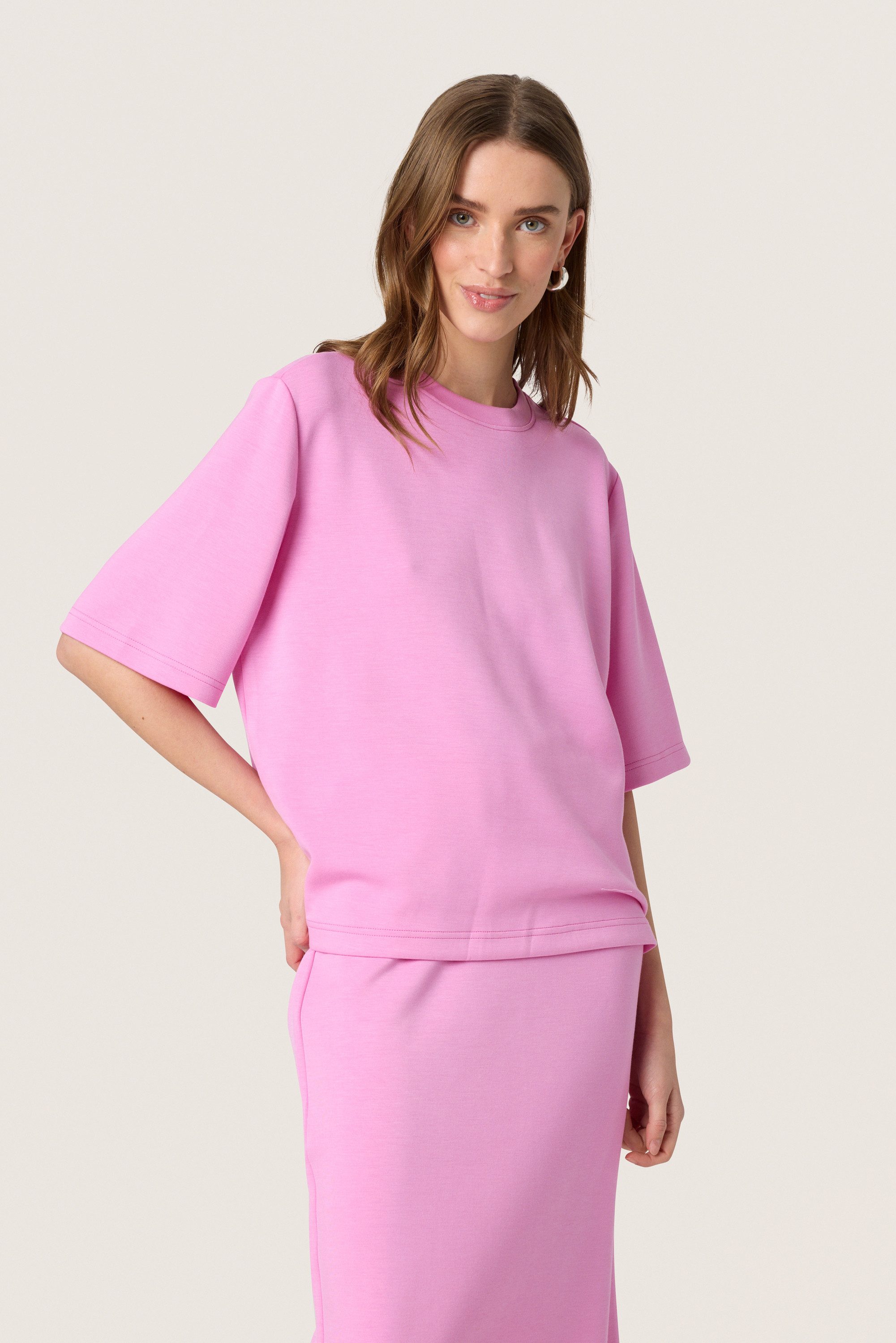 SOAKED IN LUXURY T-Shirt T-shirt SLEllan