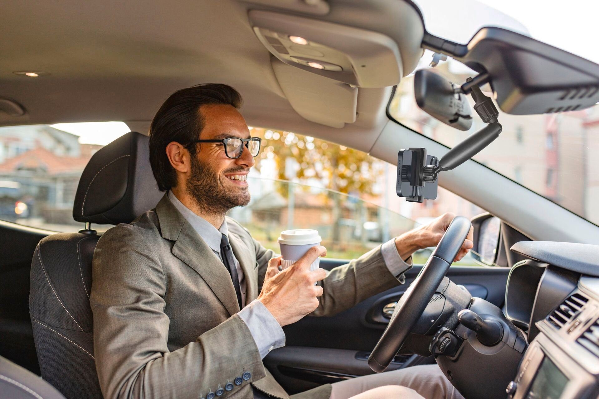 Cellularline Handy-Halterung Spin Mirror Car Holder, (zur Befestigung am Innenspiegel/Rückspiegel, 360 Grad drehbar)