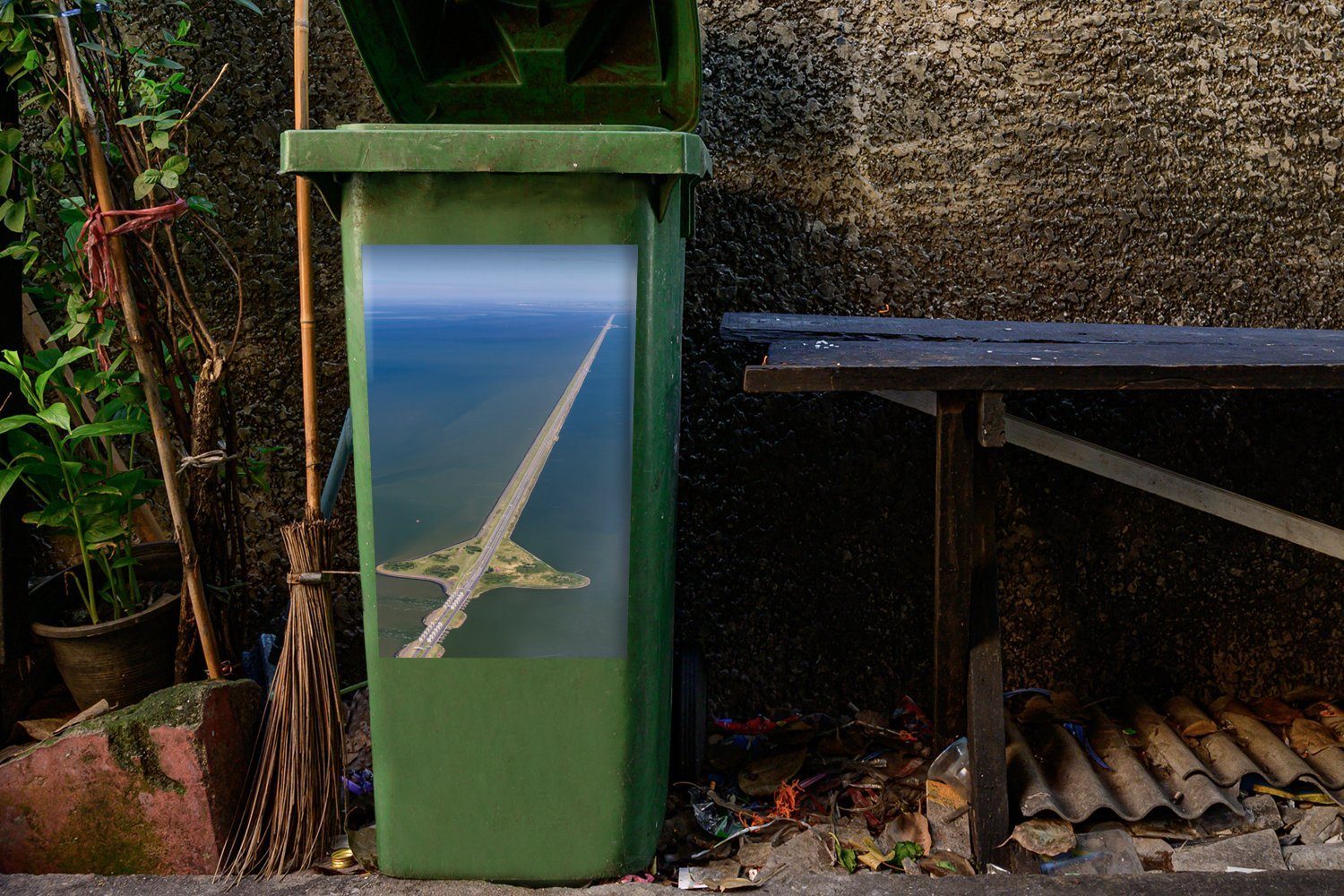 Container, den Niederlanden Abfalbehälter des Afsluitdijk Wandsticker (1 in Luftaufnahme Mülltonne, MuchoWow Sticker, Mülleimer-aufkleber, St),
