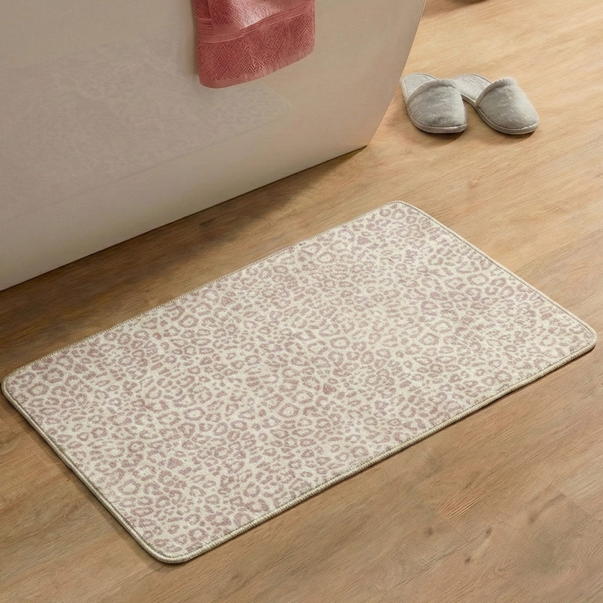 Gino Falcone Badematte Aquata GF-171, Badvorleger, Badezimmer Teppich, Höhe 7 mm, rutschhemmend beschichtet, fußbodenheizungsgeeignet, Kunstfaser, rechteckig, Badteppich, bedruckt, Leopardenmuster, rechteckig