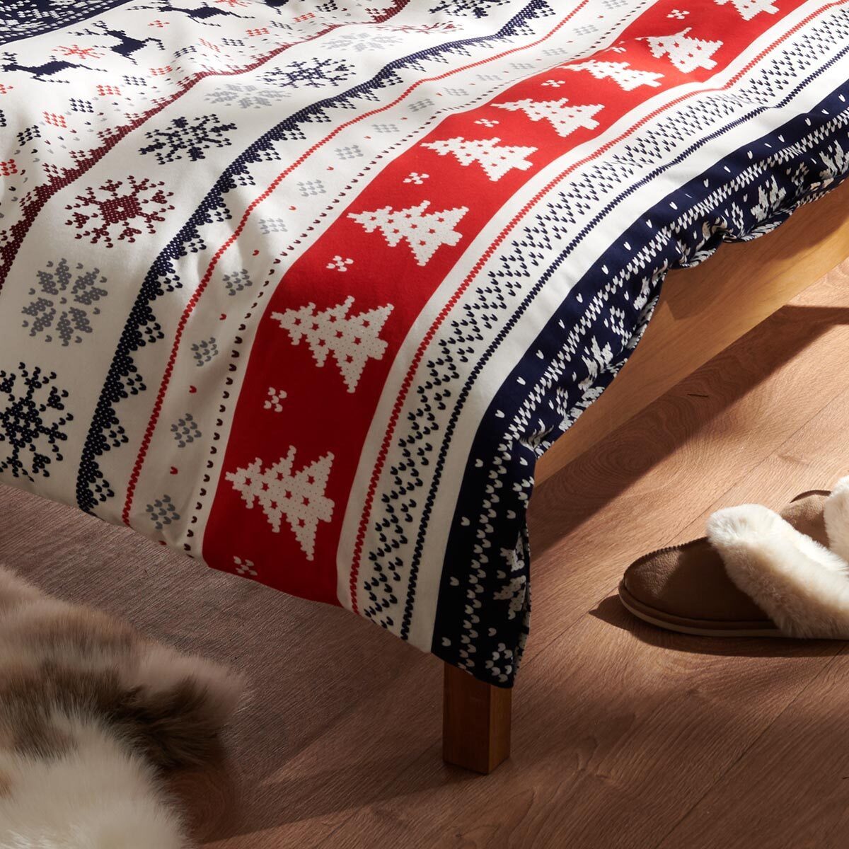 TRAUMSCHLAF Bettwäsche Norweger Hirsch, Flanell, 2 teilig, Flanell-Winterbettwäsche in toller Strickoptik