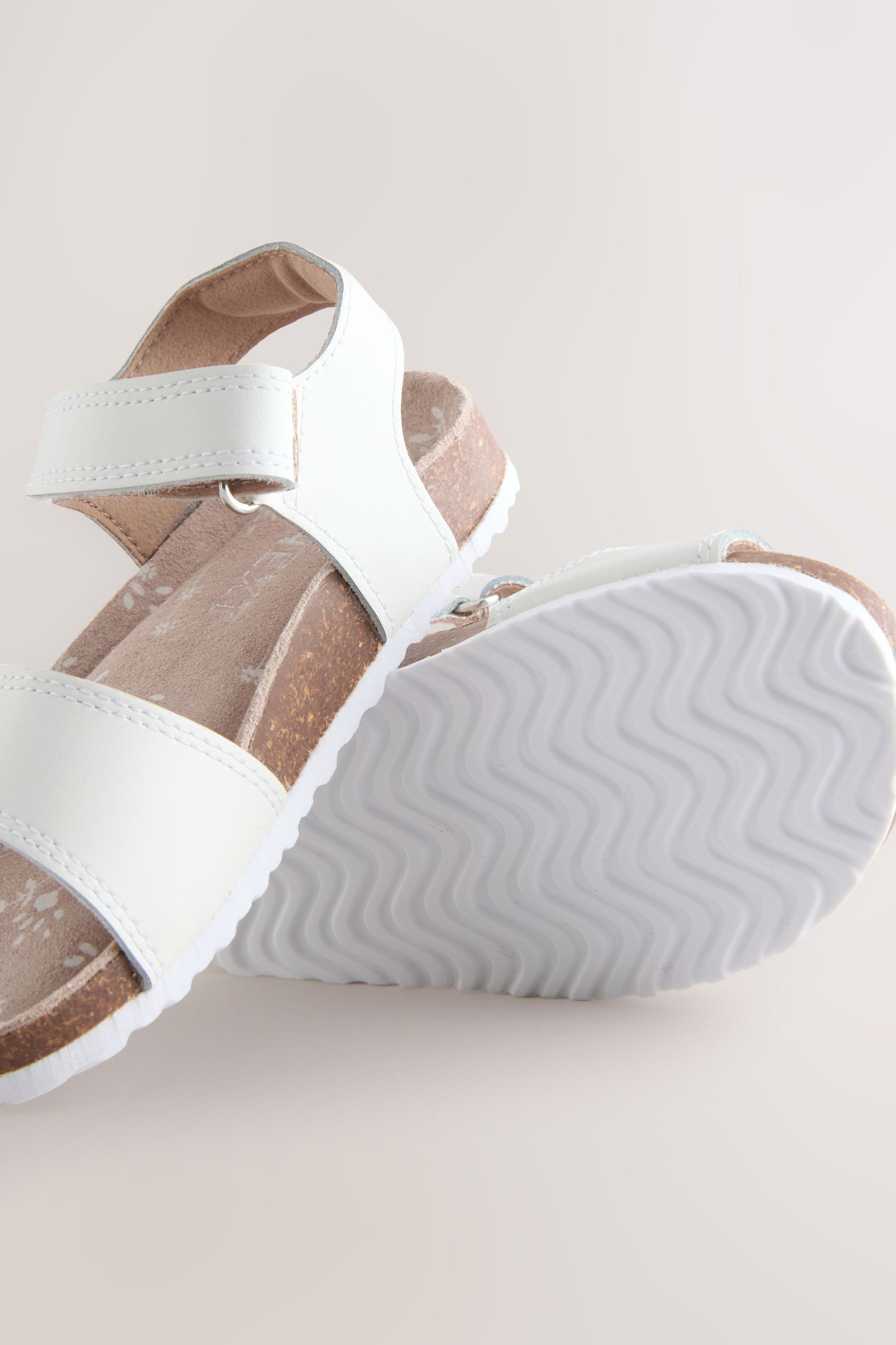 Next Sandalen mit Klettverschluss, weite Passform Sandale (1-tlg)
