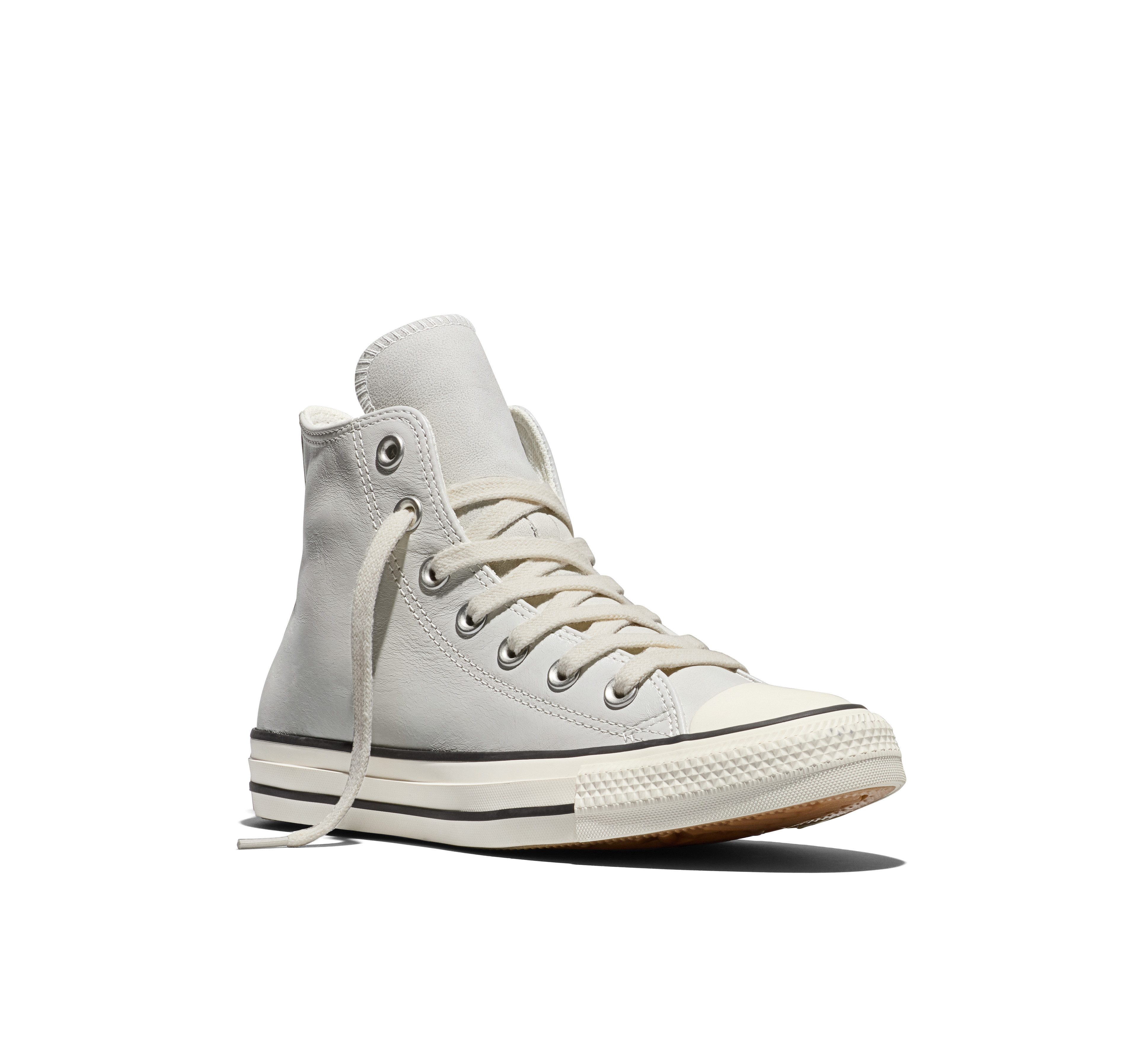 Converse Chuck Taylor All Star Sneaker winterfestes Leder, zwei unterschiedliche farbige Laces inklusive
