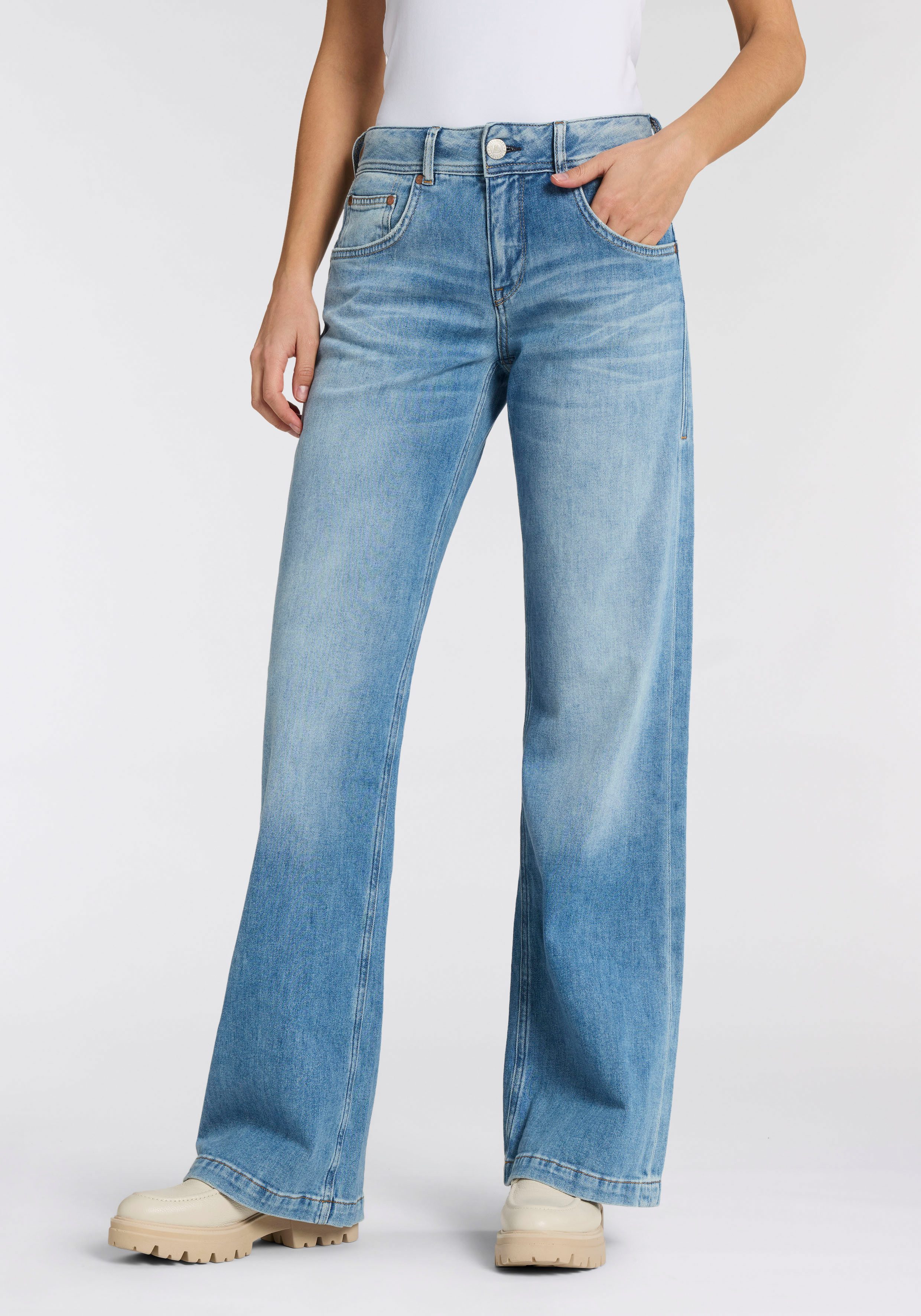 Herrlicher 5-Pocket-Jeans Edna Denim Stretch mit weitem Bein, Flared Fit