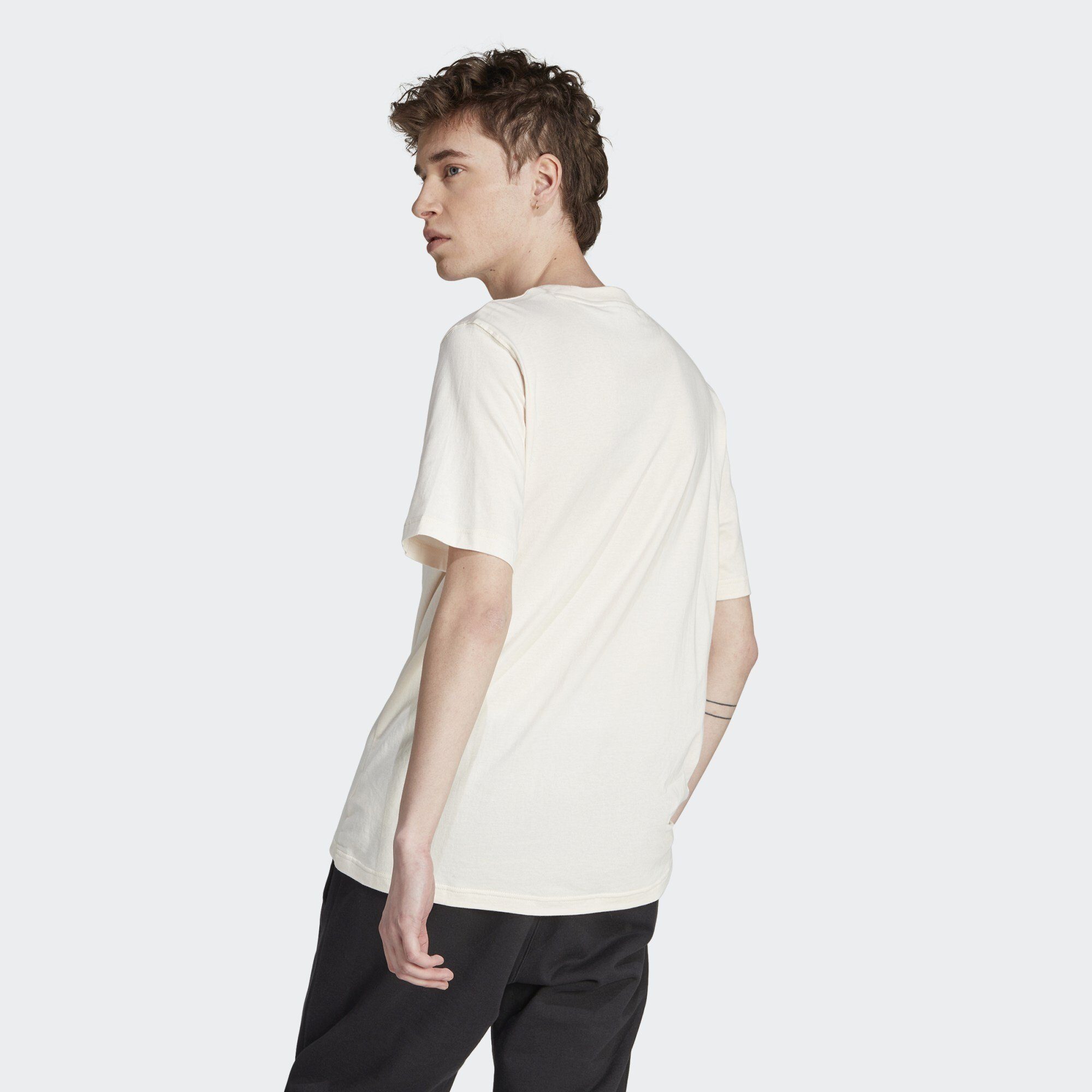 TREFOIL T-SHIRT White Wonder adidas ESSENTIALS T-Shirt Originals