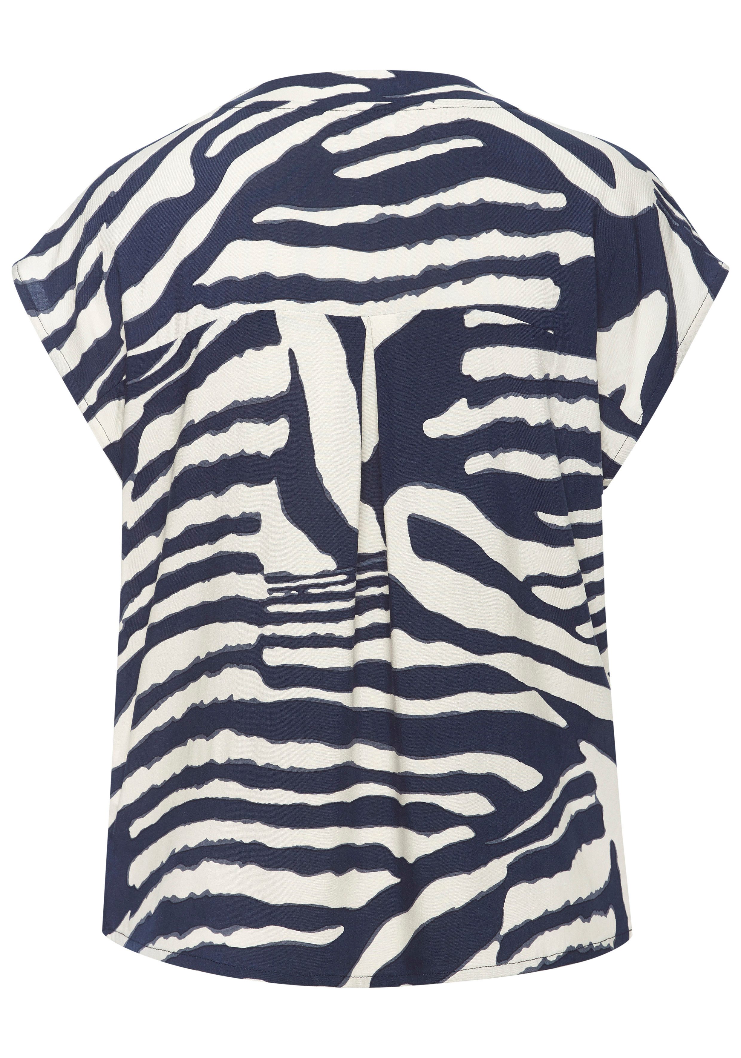 LASCANA Schlupfbluse mit Alloverprint und modischen Knöpfen, Kurzarmbluse, sommerlich