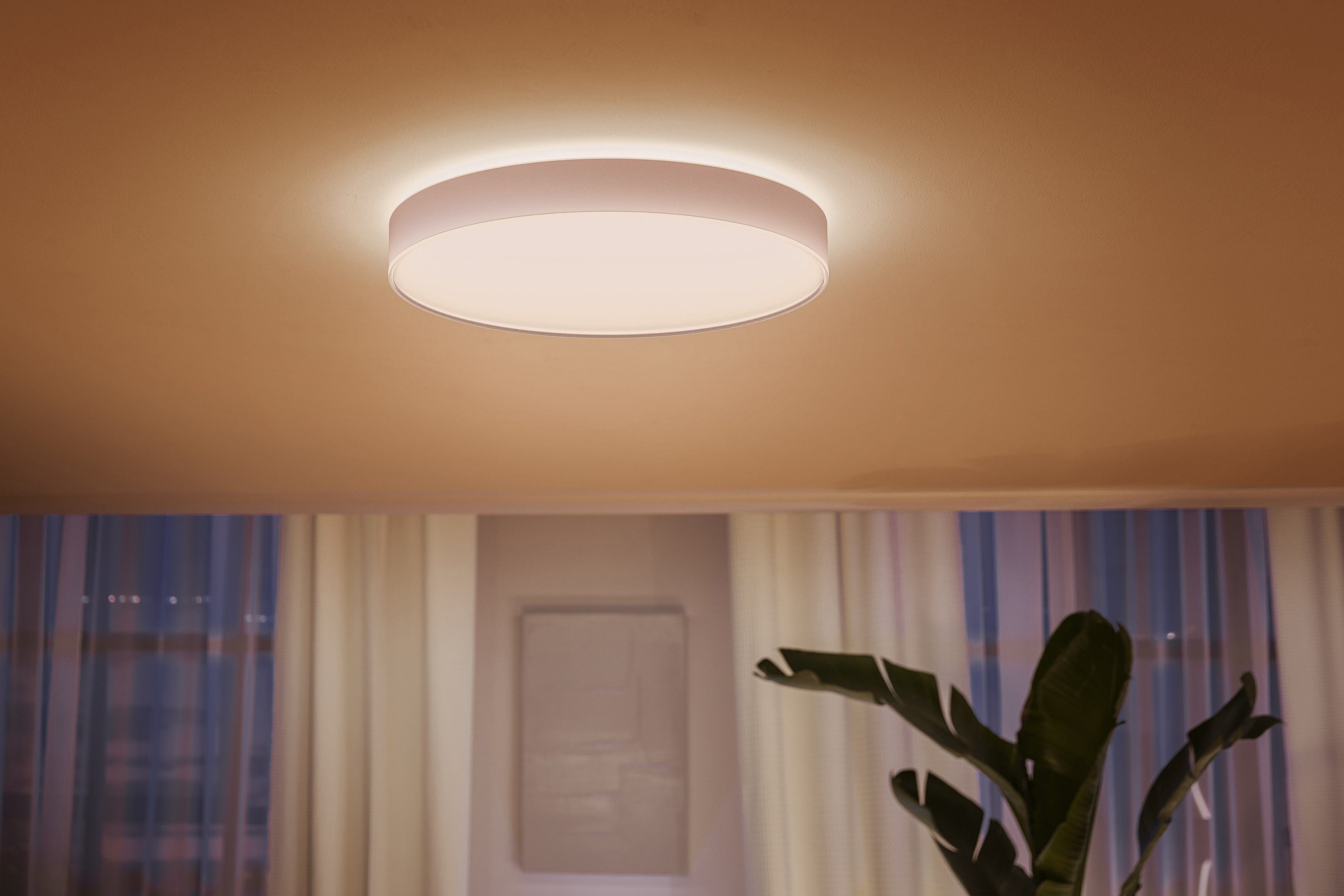 LED Philips LED Deckenleuchte fest Enrave, Hue integriert, Dimmfunktion, Warmweiß