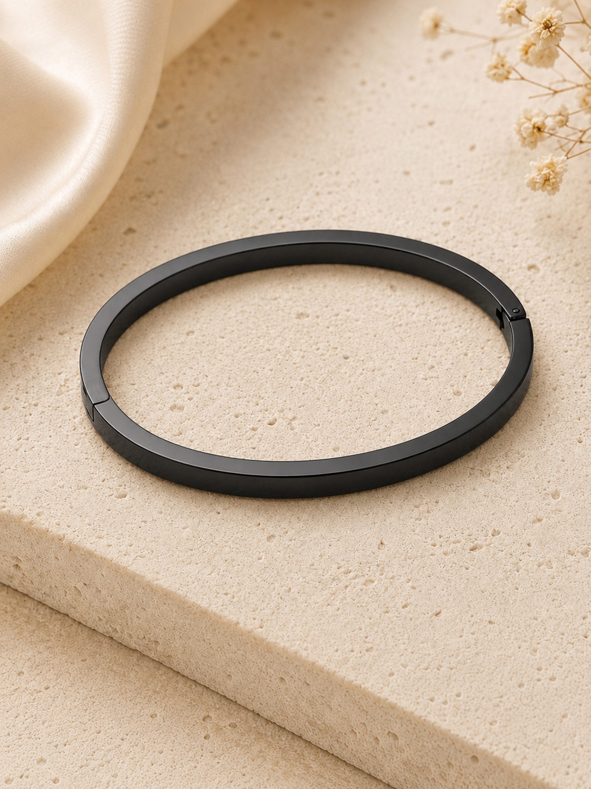 Staufergold Armreif „Pure“ – Minimalistischer Edelstahl-Bangle, handmade with Love!