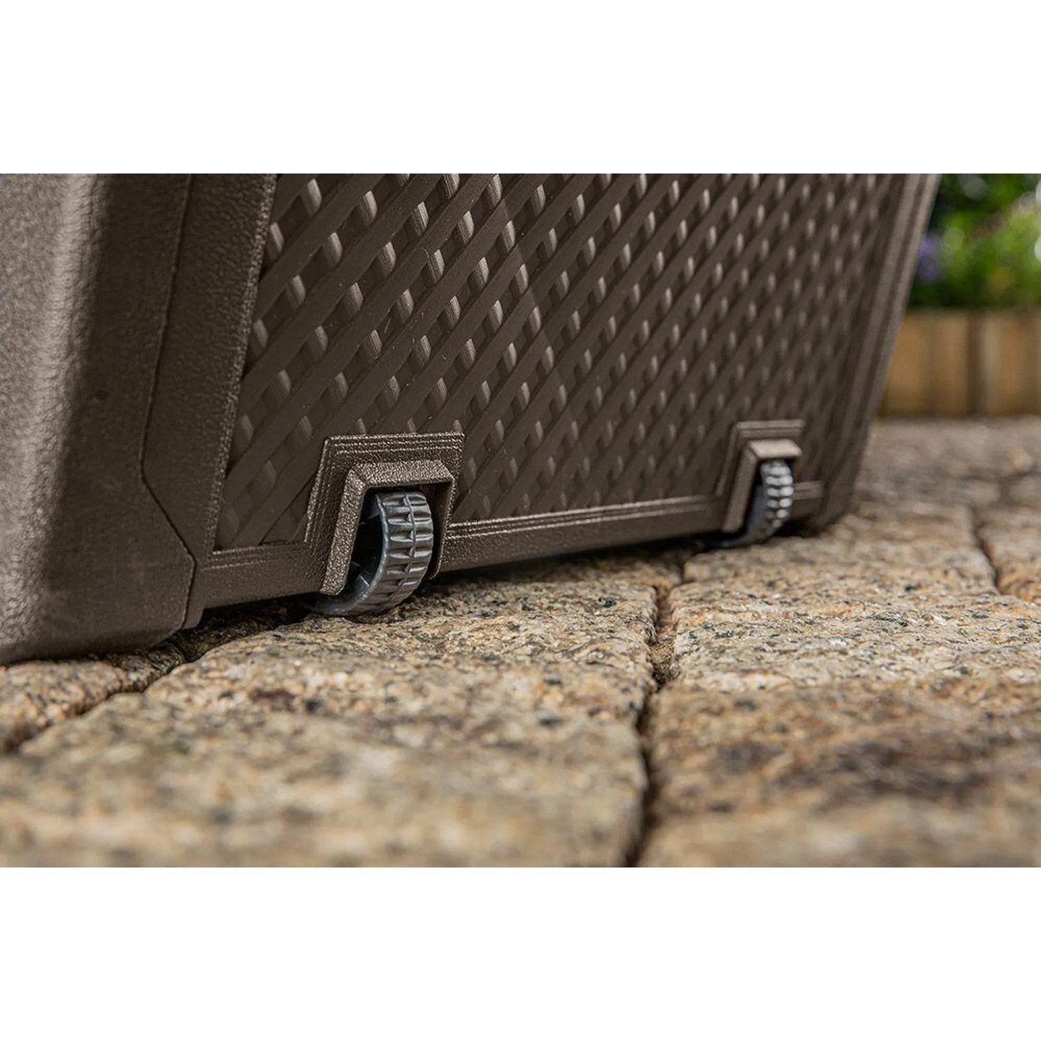 Keter Gartenbox Emily 277L Gartenkiste mit Rollen, Maximale Belastung des Deckels: 80 kg